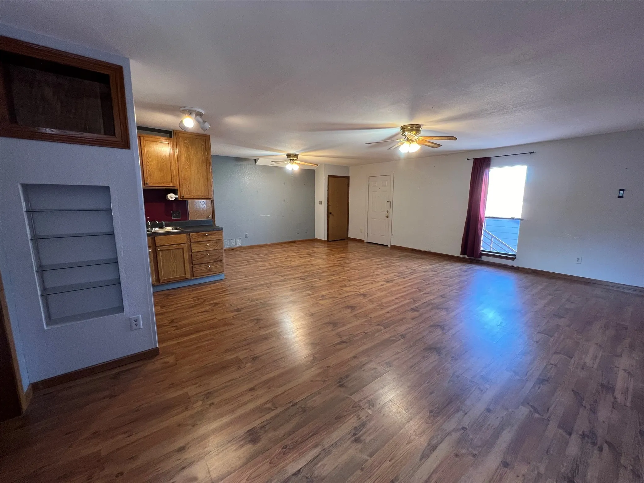 Single Family Residence For Sale in Dallas County , 6671 Nyman Drive, Dallas, Texas 75236, 5 Bedroom, 4 Bathroom, Garage spaces, 2,414 Sqft, built in 1986, mls#21282072, Real Estate Agent in Dallas, Homes For Sale in Dallas county, Homes For Sale in Dallas, Realtor in Dallas Texas, Real Estate Brokerage Independent Realty Texas, Luminita Cordes Realtor