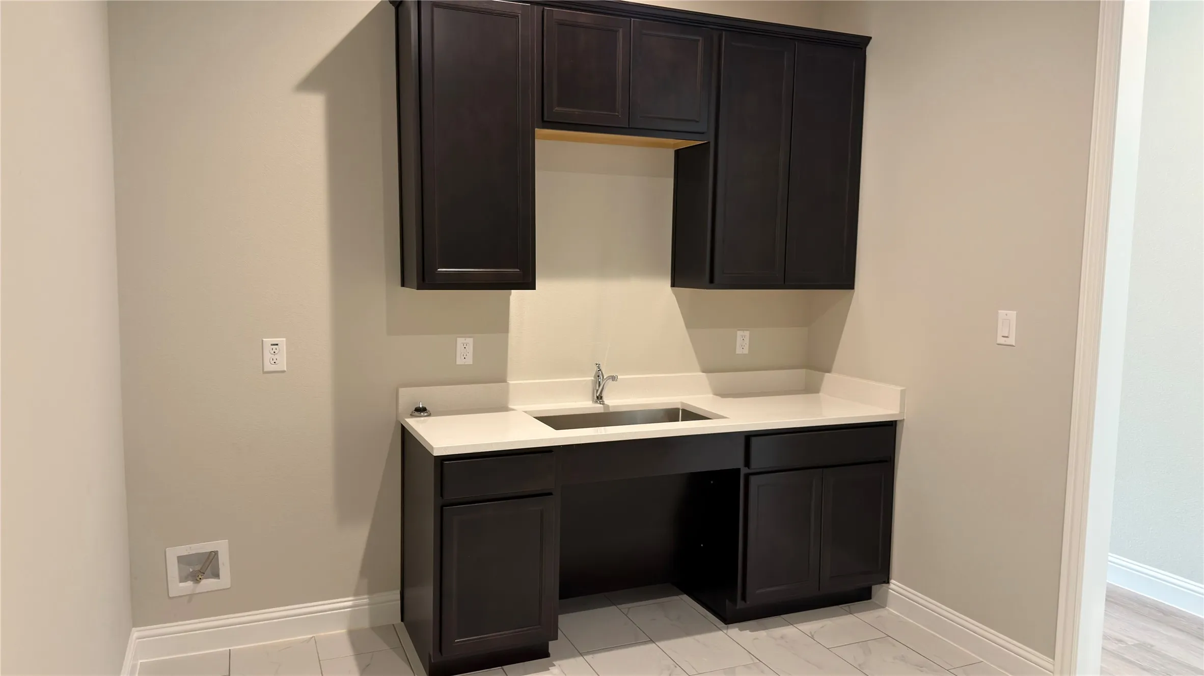 Office For Rent in Denton County , 2601 Little Elm Parkway 2401, Little Elm, Texas 75068, 0, 0, Garage spaces, 1,225 Sqft, built in 2026, mls#21281244, Real Estate Agent in Little Elm, Homes For Rent in Denton county, Homes For Rent in Little Elm, Realtor in Little Elm Texas, Real Estate Brokerage Independent Realty Texas, Luminita Cordes Realtor