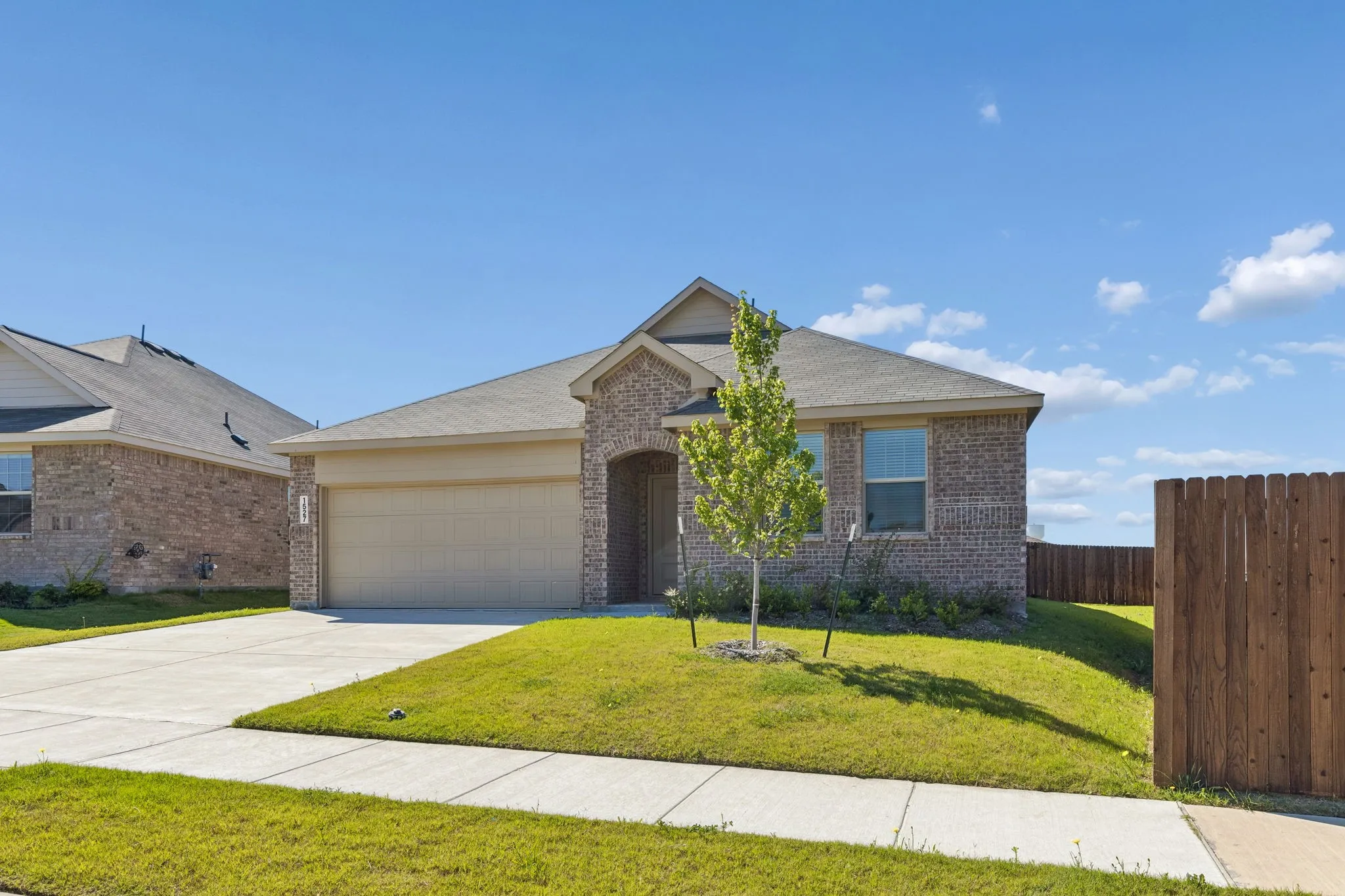 Single Family Residence For Sale in Kaufman County , 1527 Fearless Lane, Crandall, Texas 75114, 4 Bedroom, 2 Bathroom, 2 Garage spaces, 2,058 Sqft, built in 2024, mls#21274386, Real Estate Agent in Crandall, Homes For Sale in Kaufman county, Homes For Sale in Crandall, Realtor in Crandall Texas, Real Estate Brokerage Independent Realty Texas, Luminita Cordes Realtor