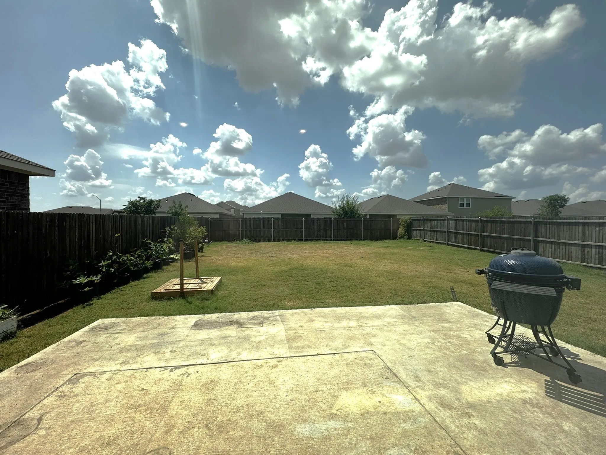 Single Family Residence For Rent in Tarrant County , 1405 Escondido Drive, Fort Worth, Texas 76052, 4 Bedroom, 3 Bathroom, 2 Garage spaces, 2,460 Sqft, built in 2022, mls#21275952, Real Estate Agent in Fort Worth, Homes For Rent in Tarrant county, Homes For Rent in Fort Worth, Realtor in Fort Worth Texas, Real Estate Brokerage Independent Realty Texas, Luminita Cordes Realtor