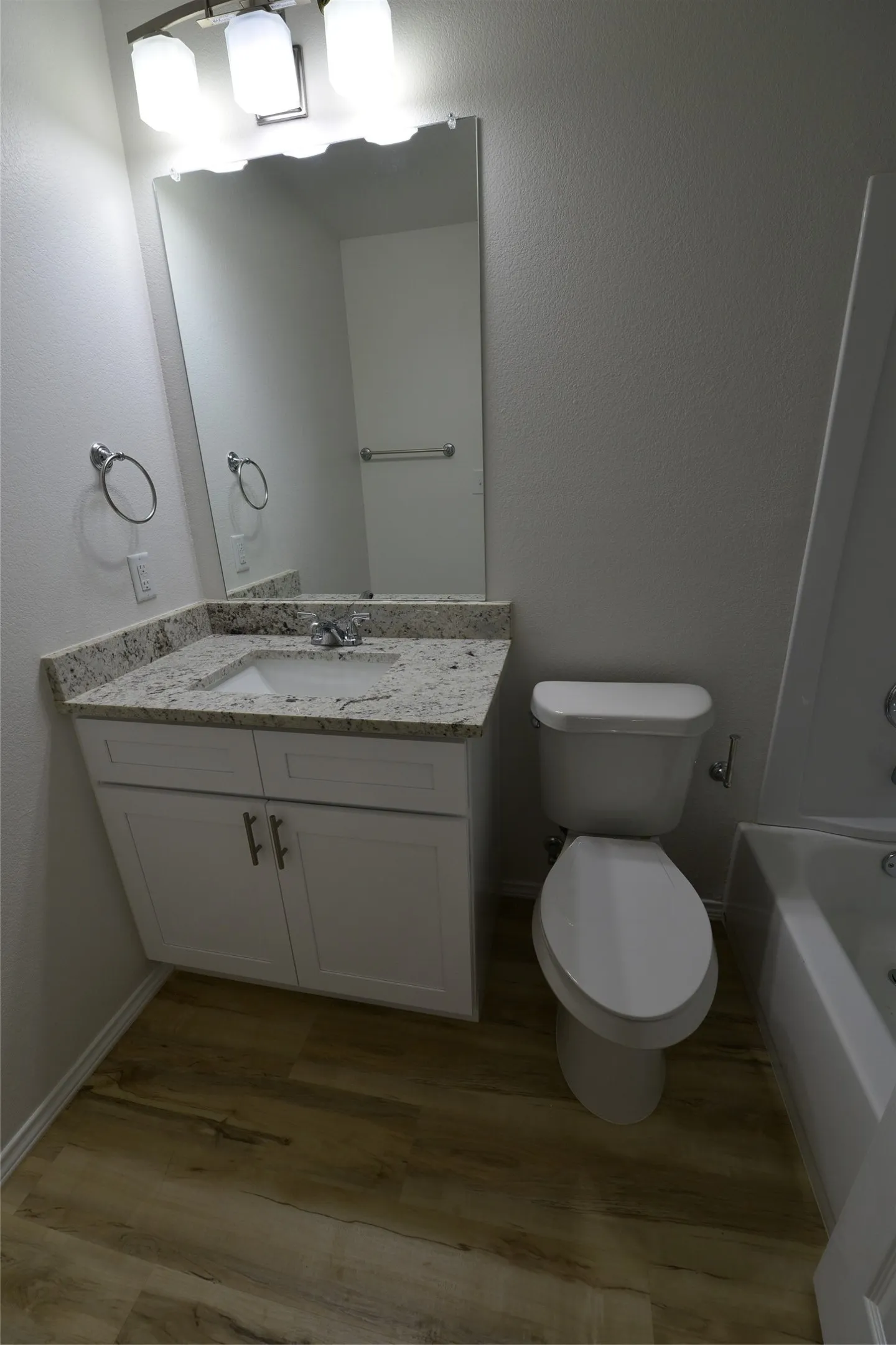 Single Family Residence For Rent in Ellis County , 2393 Murphy Court, Red Oak, Texas 75154, 3 Bedrooms, 3 Bathrooms, Garage spaces, 1,500 Sqft, built in 2025, Price $1,995, mls#21282302, Real Estate Agent in Red Oak, Homes For Rent in Ellis county, Homes For Rent in Red Oak, Realtor in Red Oak Texas, Real Estate Brokerage Independent Realty Texas, Luminita Cordes Realtor