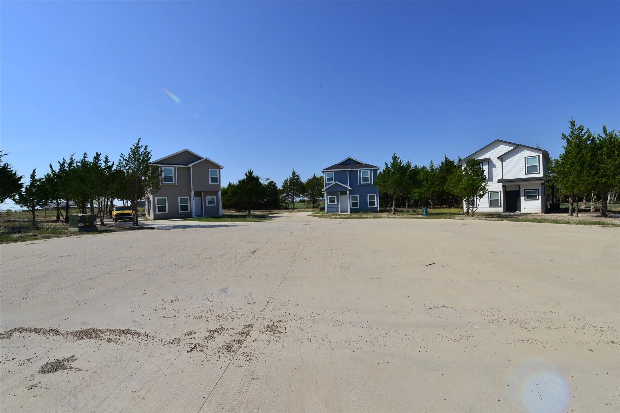Single Family Residence For Rent in Ellis County , 2393 Murphy Court, Red Oak, Texas 75154, 3 Bedrooms, 3 Bathrooms, Garage spaces, 1,500 Sqft, built in 2025, Price $1,995, mls#21282302, Real Estate Agent in Red Oak, Homes For Rent in Ellis county, Homes For Rent in Red Oak, Realtor in Red Oak Texas, Real Estate Brokerage Independent Realty Texas, Luminita Cordes Realtor