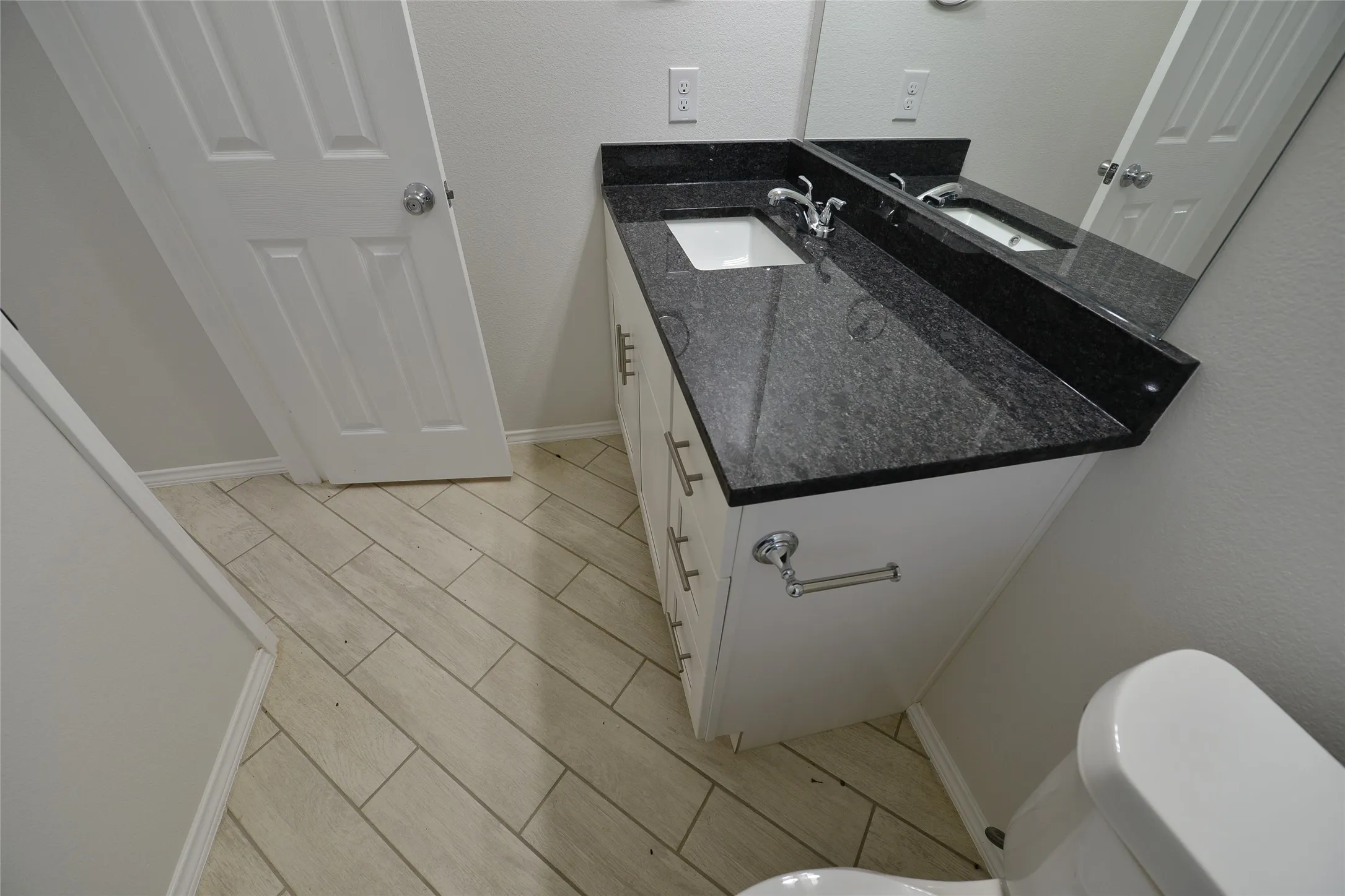 Single Family Residence For Rent in Ellis County , 2385 Murphy Court, Red Oak, Texas 75154, 3 Bedroom, 3 Bathroom, Garage spaces, 1,500 Sqft, built in 2025, mls#21282305, Real Estate Agent in Red Oak, Homes For Rent in Ellis county, Homes For Rent in Red Oak, Realtor in Red Oak Texas, Real Estate Brokerage Independent Realty Texas, Luminita Cordes Realtor