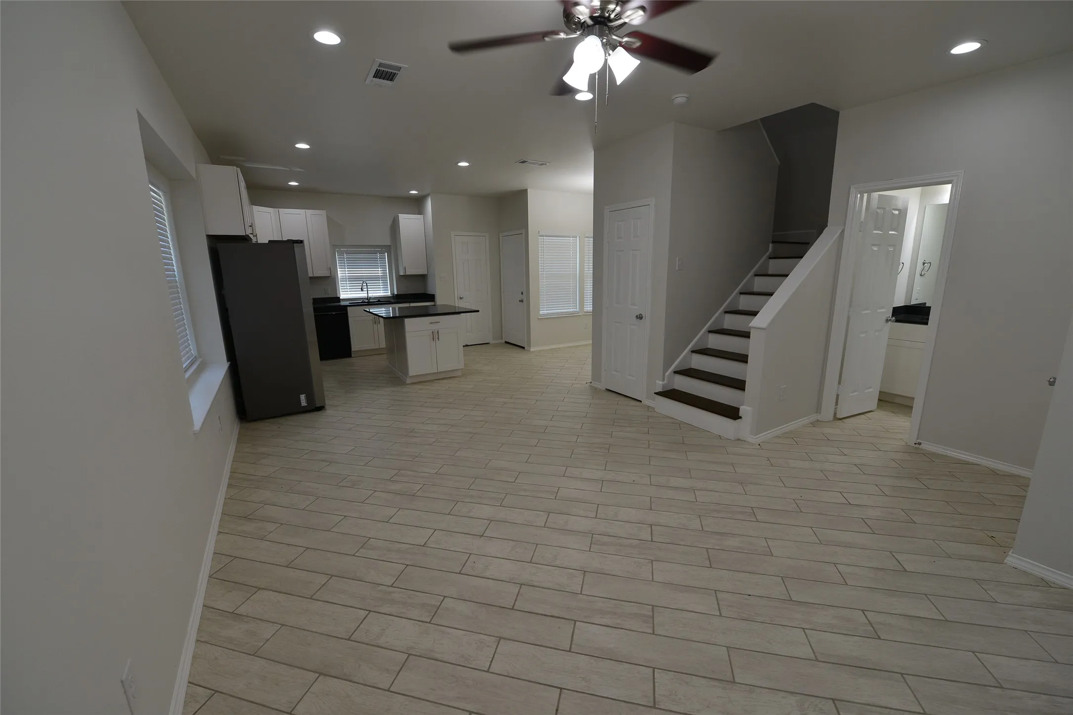 Single Family Residence For Rent in Ellis County , 2385 Murphy Court, Red Oak, Texas 75154, 3 Bedroom, 3 Bathroom, Garage spaces, 1,500 Sqft, built in 2025, mls#21282305, Real Estate Agent in Red Oak, Homes For Rent in Ellis county, Homes For Rent in Red Oak, Realtor in Red Oak Texas, Real Estate Brokerage Independent Realty Texas, Luminita Cordes Realtor