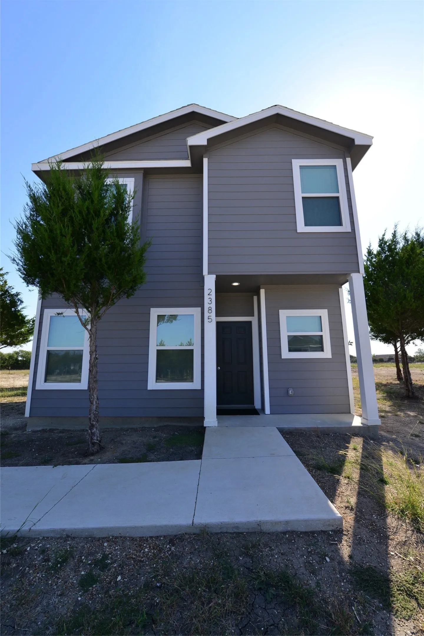 Single Family Residence For Rent in Ellis County , 2385 Murphy Court, Red Oak, Texas 75154, 3 Bedroom, 3 Bathroom, Garage spaces, 1,500 Sqft, built in 2025, mls#21282305, Real Estate Agent in Red Oak, Homes For Rent in Ellis county, Homes For Rent in Red Oak, Realtor in Red Oak Texas, Real Estate Brokerage Independent Realty Texas, Luminita Cordes Realtor