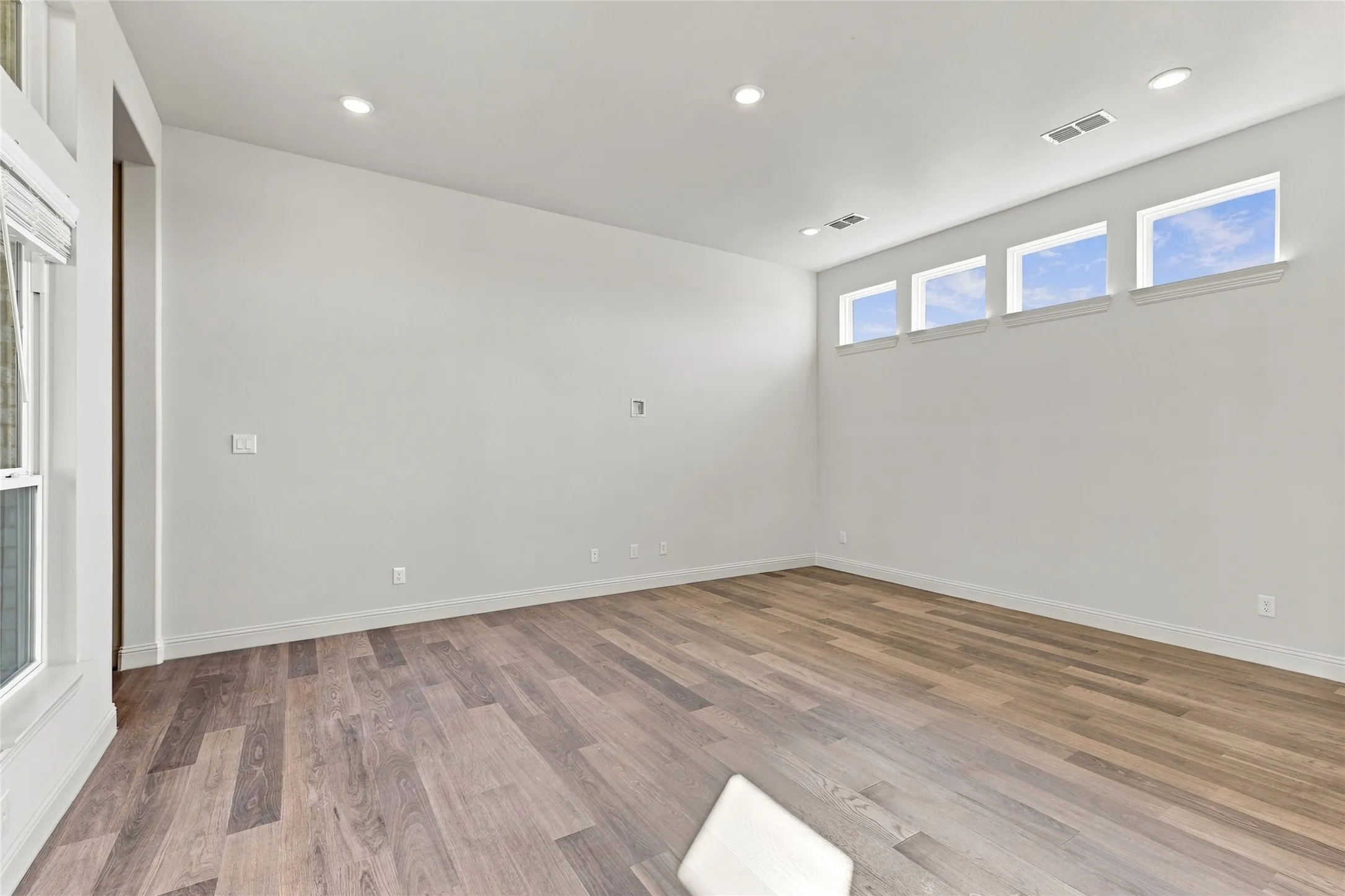 Single Family Residence For Sale in Dallas County , 2029 Jasper Meadow, Mesquite, Texas 75181, 3 Bedroom, 2 Bathroom, 2 Garage spaces, 2,204 Sqft, built in 2026, mls#21277090, Real Estate Agent in Mesquite, Homes For Sale in Dallas county, Homes For Sale in Mesquite, Realtor in Mesquite Texas, Real Estate Brokerage Independent Realty Texas, Luminita Cordes Realtor