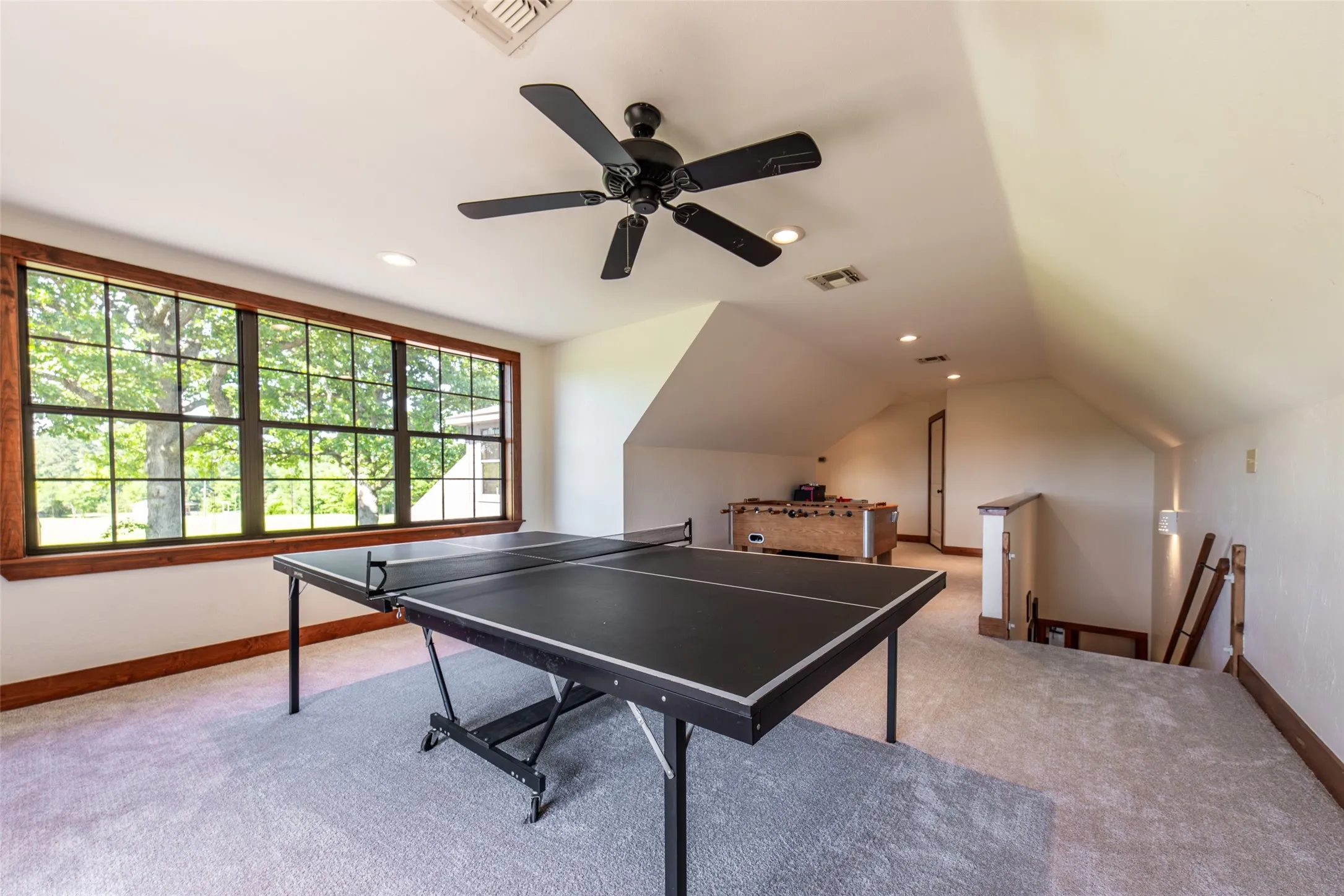 Single Family Residence For Sale in Cherokee County , 1281 County Road 3113, Jacksonville, Texas 75766, 4 Bedroom, 4 Bathroom, 4 Garage spaces, 4,763 Sqft, built in 2006, mls#21281771, Real Estate Agent in Jacksonville, Homes For Sale in Cherokee county, Homes For Sale in Jacksonville, Realtor in Jacksonville Texas, Real Estate Brokerage Independent Realty Texas, Luminita Cordes Realtor