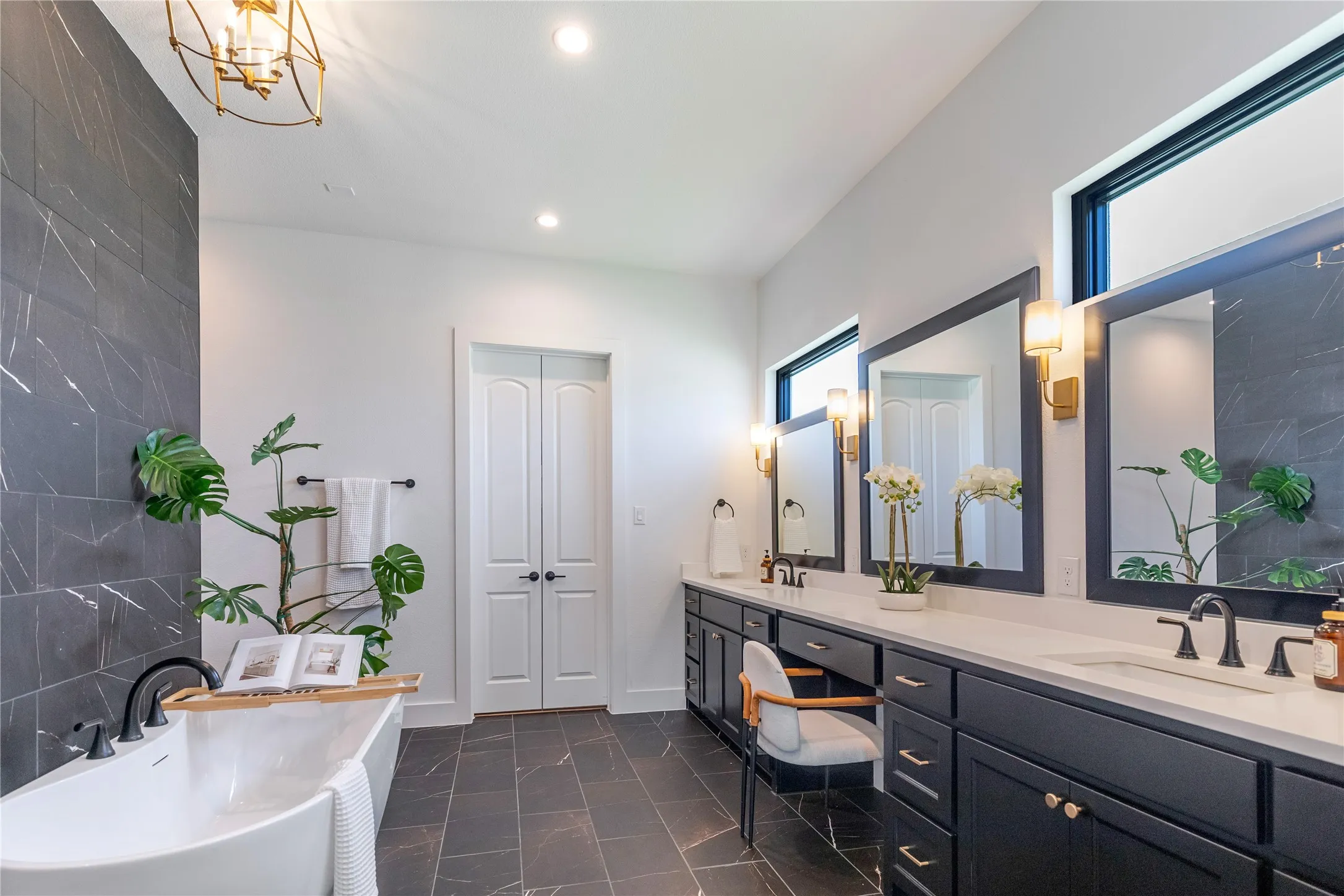 Single Family Residence For Sale in Tarrant County , 2043 Sicily Lane, Haslet, Texas 76052, 5 Bedroom, 6 Bathroom, 3 Garage spaces, 4,497 Sqft, built in 2022, mls#21279404, Real Estate Agent in Haslet, Homes For Sale in Tarrant county, Homes For Sale in Haslet, Realtor in Haslet Texas, Real Estate Brokerage Independent Realty Texas, Luminita Cordes Realtor