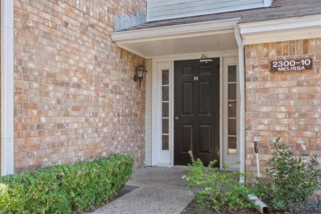 Condominium For Sale in Mc Lennan County , 2306 Melissa Drive, Waco, Texas 76708, 2 Bedroom, 1 Bathroom, Garage spaces, 1,239 Sqft, built in 1982, mls#21278986, Real Estate Agent in Waco, Homes For Sale in Mc Lennan county, Homes For Sale in Waco, Realtor in Waco Texas, Real Estate Brokerage Independent Realty Texas, Luminita Cordes Realtor