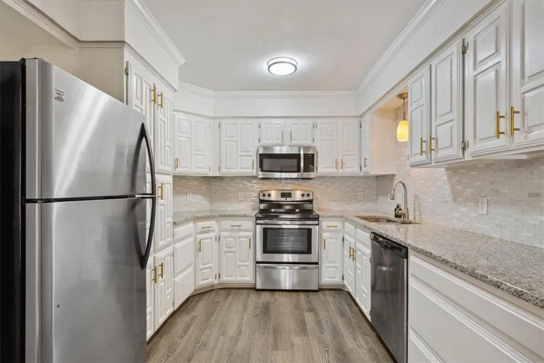 Condominium For Sale in Mc Lennan County , 2306 Melissa Drive, Waco, Texas 76708, 2 Bedroom, 1 Bathroom, Garage spaces, 1,239 Sqft, built in 1982, mls#21278986, Real Estate Agent in Waco, Homes For Sale in Mc Lennan county, Homes For Sale in Waco, Realtor in Waco Texas, Real Estate Brokerage Independent Realty Texas, Luminita Cordes Realtor