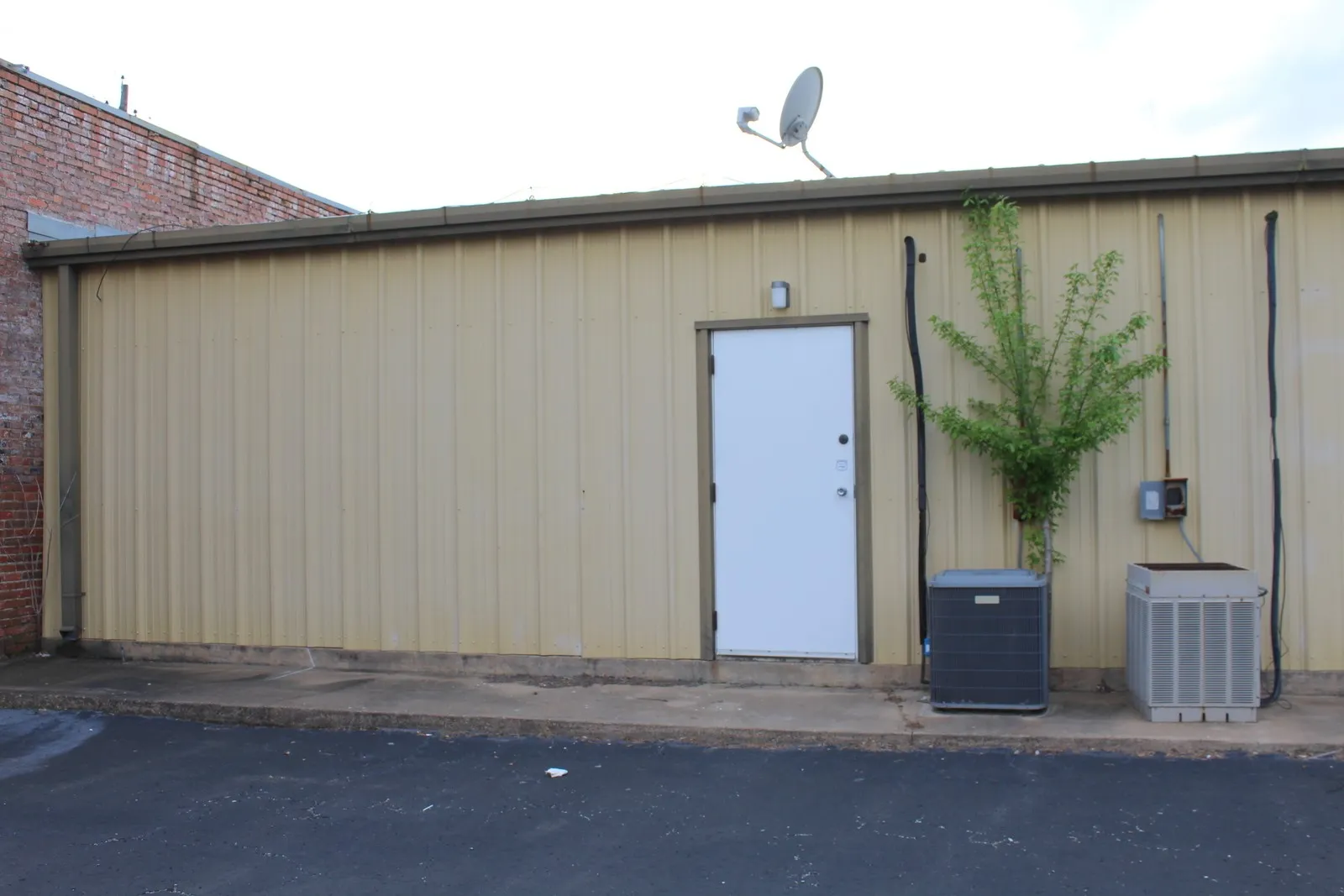 Retail For Sale in Wood County , 216 N Franklin Street, Winnsboro, Texas 75494, 0, 0, Garage spaces, 0 Sqft, built in 0, Price $125,000, mls#21282372, Real Estate Agent in Winnsboro, Homes For Sale in Wood county, Homes For Sale in Winnsboro, Realtor in Winnsboro Texas, Real Estate Brokerage Independent Realty Texas, Luminita Cordes Realtor