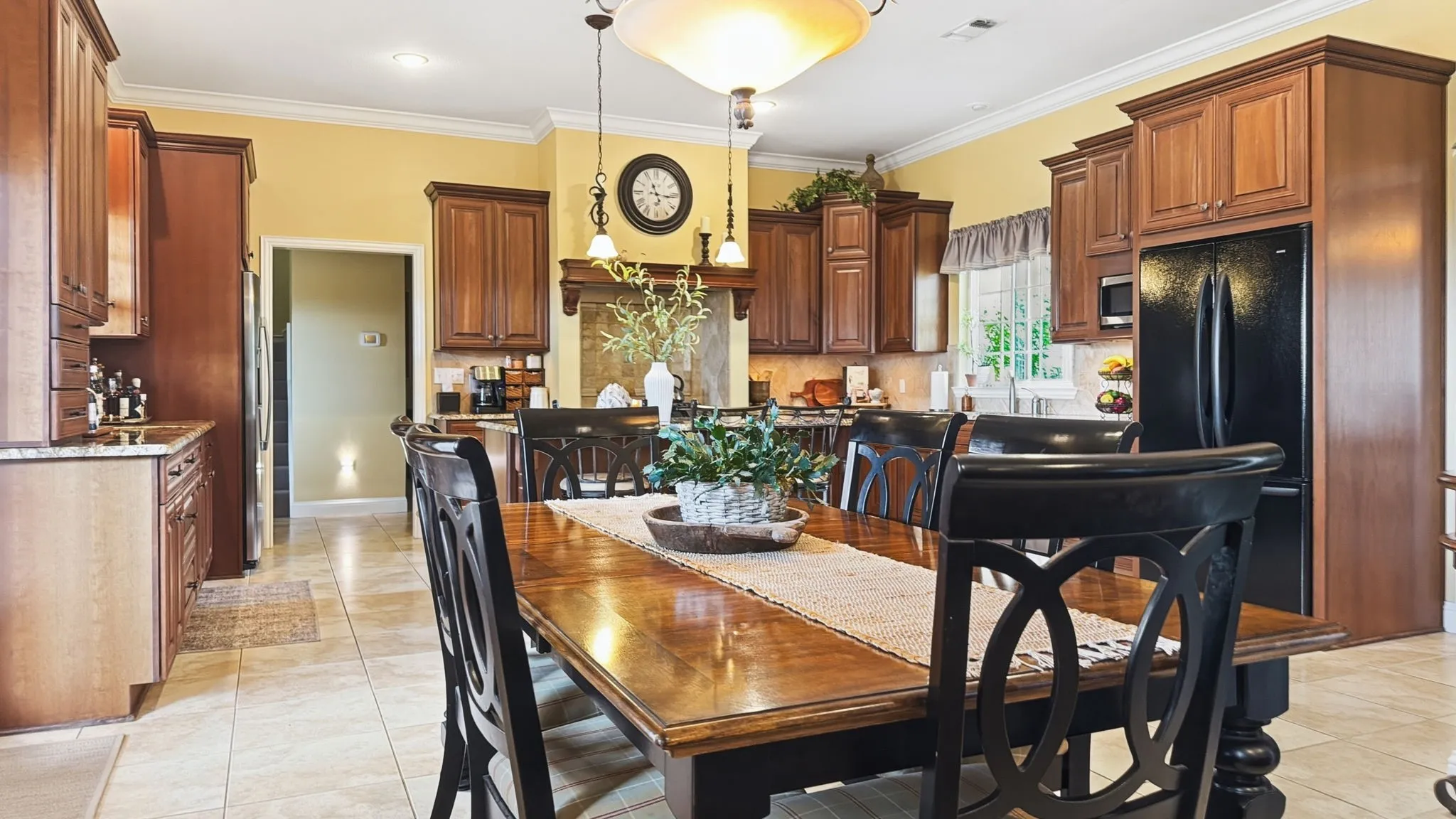 Single Family Residence For Sale in Mills County , 36 Quail Ridge Drive, Goldthwaite, Texas 76844, 5 Bedroom, 5 Bathroom, 2 Garage spaces, 4,734 Sqft, built in 2005, Price $1,099,000, mls#21281682, Real Estate Agent in Goldthwaite, Homes For Sale in Mills county, Homes For Sale in Goldthwaite, Realtor in Goldthwaite Texas, Real Estate Brokerage Independent Realty Texas, Luminita Cordes Realtor