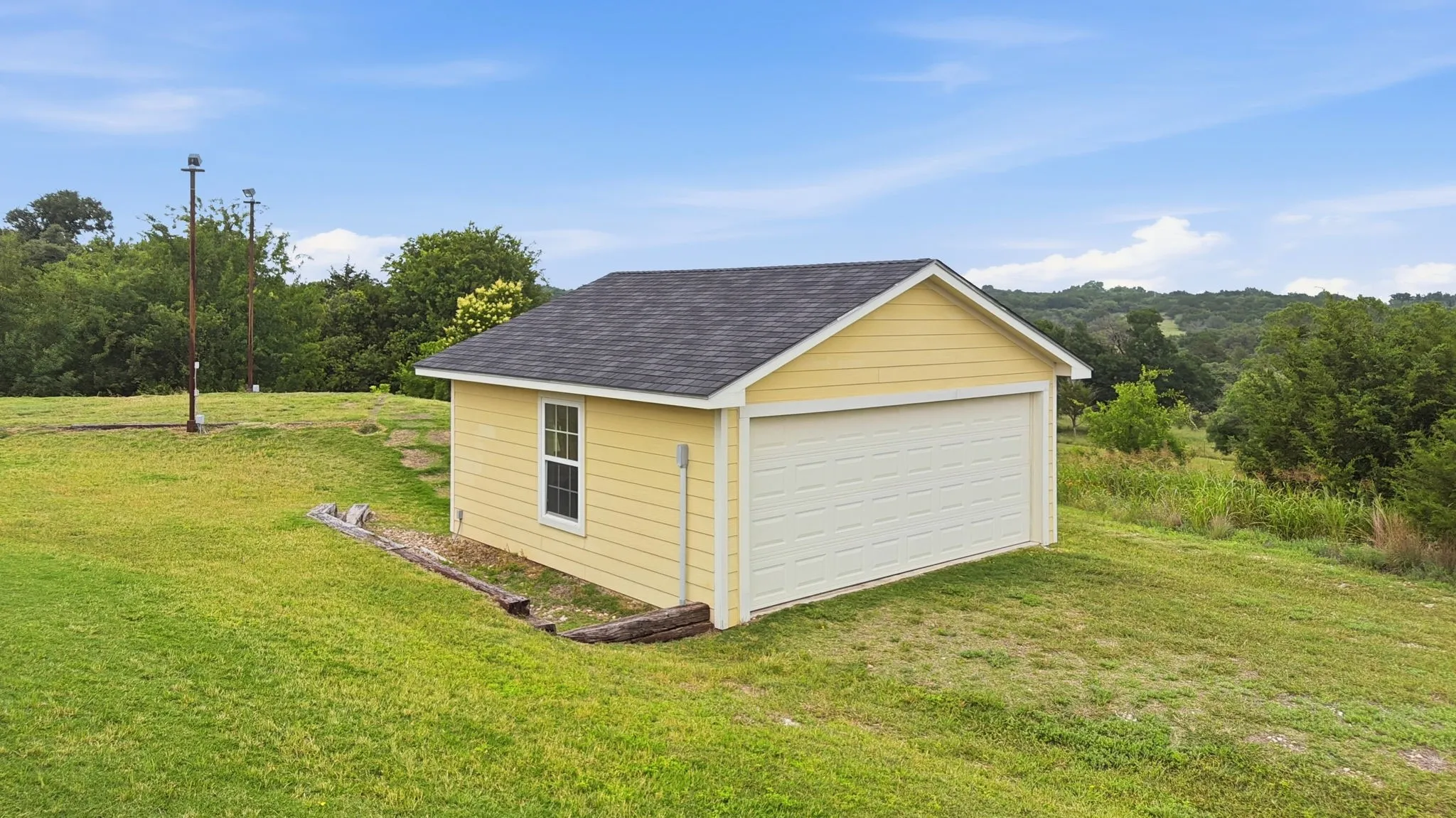 Single Family Residence For Sale in Mills County , 36 Quail Ridge Drive, Goldthwaite, Texas 76844, 5 Bedroom, 5 Bathroom, 2 Garage spaces, 4,734 Sqft, built in 2005, Price $1,099,000, mls#21281682, Real Estate Agent in Goldthwaite, Homes For Sale in Mills county, Homes For Sale in Goldthwaite, Realtor in Goldthwaite Texas, Real Estate Brokerage Independent Realty Texas, Luminita Cordes Realtor
