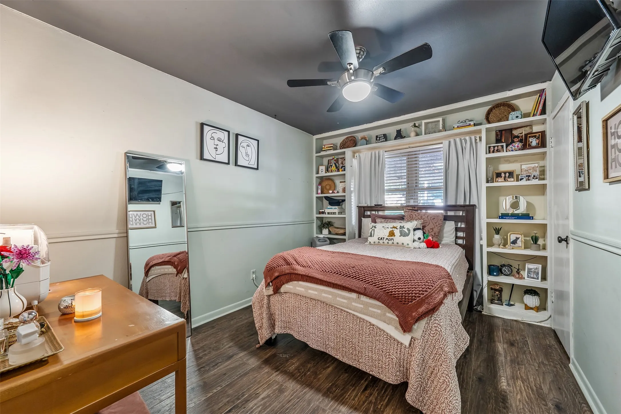 Single Family Residence For Sale in Smith County , 3020 Meadowlark, Tyler, Texas 75701, 3 Bedroom, 2 Bathroom, 1 Garage spaces, 1,919 Sqft, built in 1959, mls#21282377, Real Estate Agent in Tyler, Homes For Sale in Smith county, Homes For Sale in Tyler, Realtor in Tyler Texas, Real Estate Brokerage Independent Realty Texas, Luminita Cordes Realtor