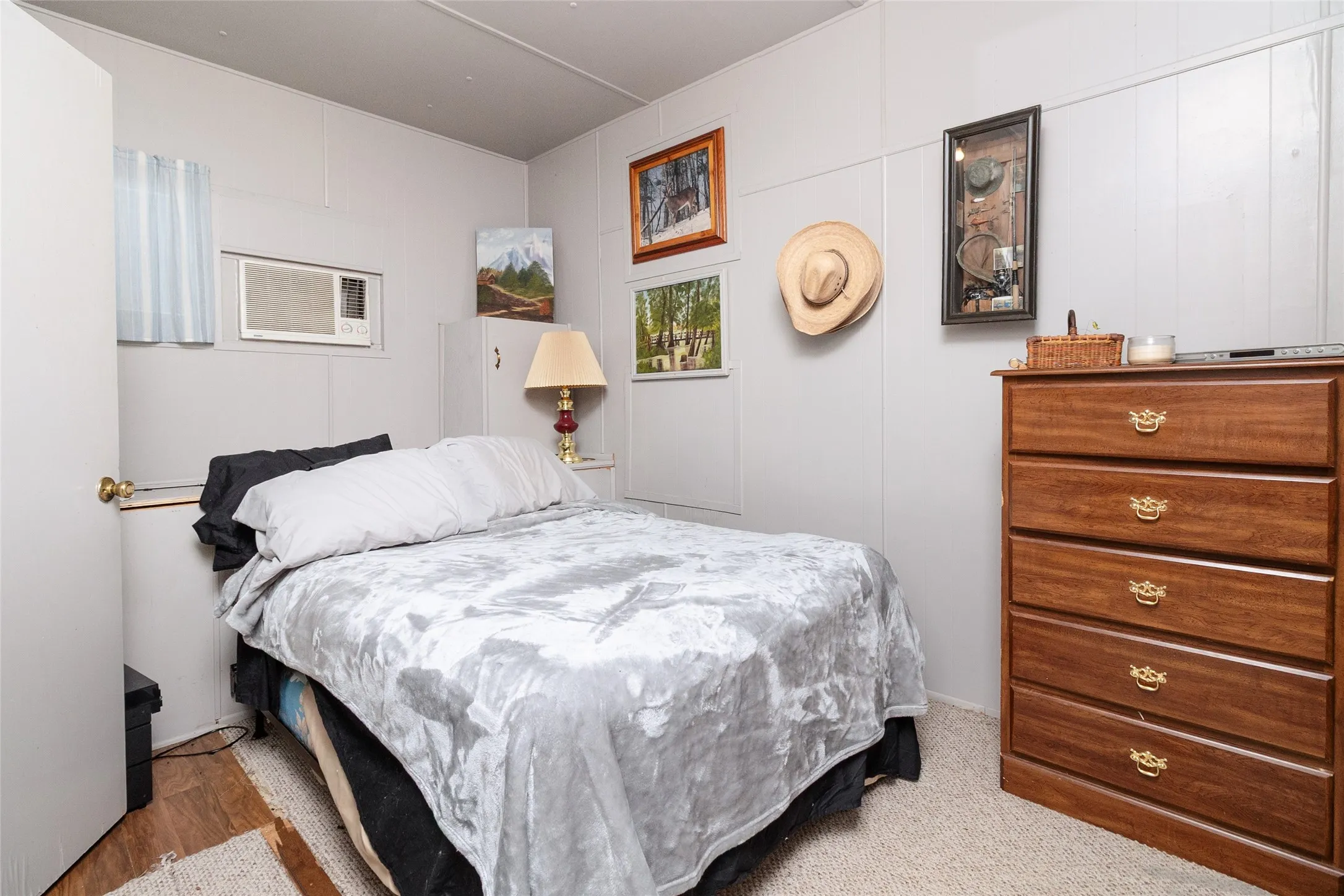 Mobile Home For Sale in Mc Culloch County , 2702 Fife Street, Brady, Texas 76825, 2 Bedrooms, 2 Bathrooms, Garage spaces, 672 Sqft, built in 1980, Price $110,000, mls#21282432, Real Estate Agent in Brady, Homes For Sale in Mc Culloch county, Homes For Sale in Brady, Realtor in Brady Texas, Real Estate Brokerage Independent Realty Texas, Luminita Cordes Realtor