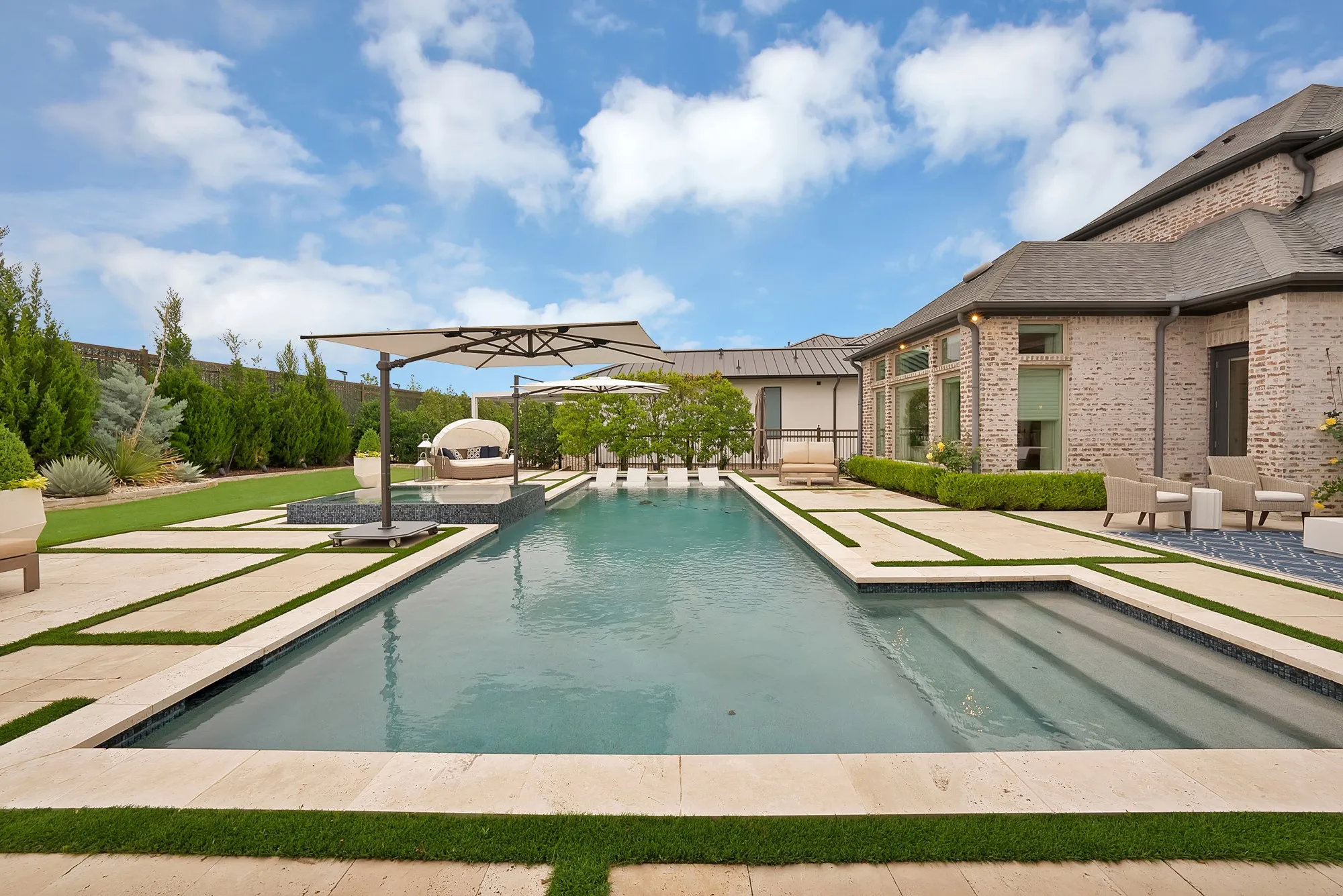 Single Family Residence For Sale in Denton County , 1752 Courtland Drive, Frisco, Texas 75034, 5 Bedroom, 7 Bathroom, 4 Garage spaces, 5,492 Sqft, built in 2017, mls#21279062, Real Estate Agent in Frisco, Homes For Sale in Denton county, Homes For Sale in Frisco, Realtor in Frisco Texas, Real Estate Brokerage Independent Realty Texas, Luminita Cordes Realtor