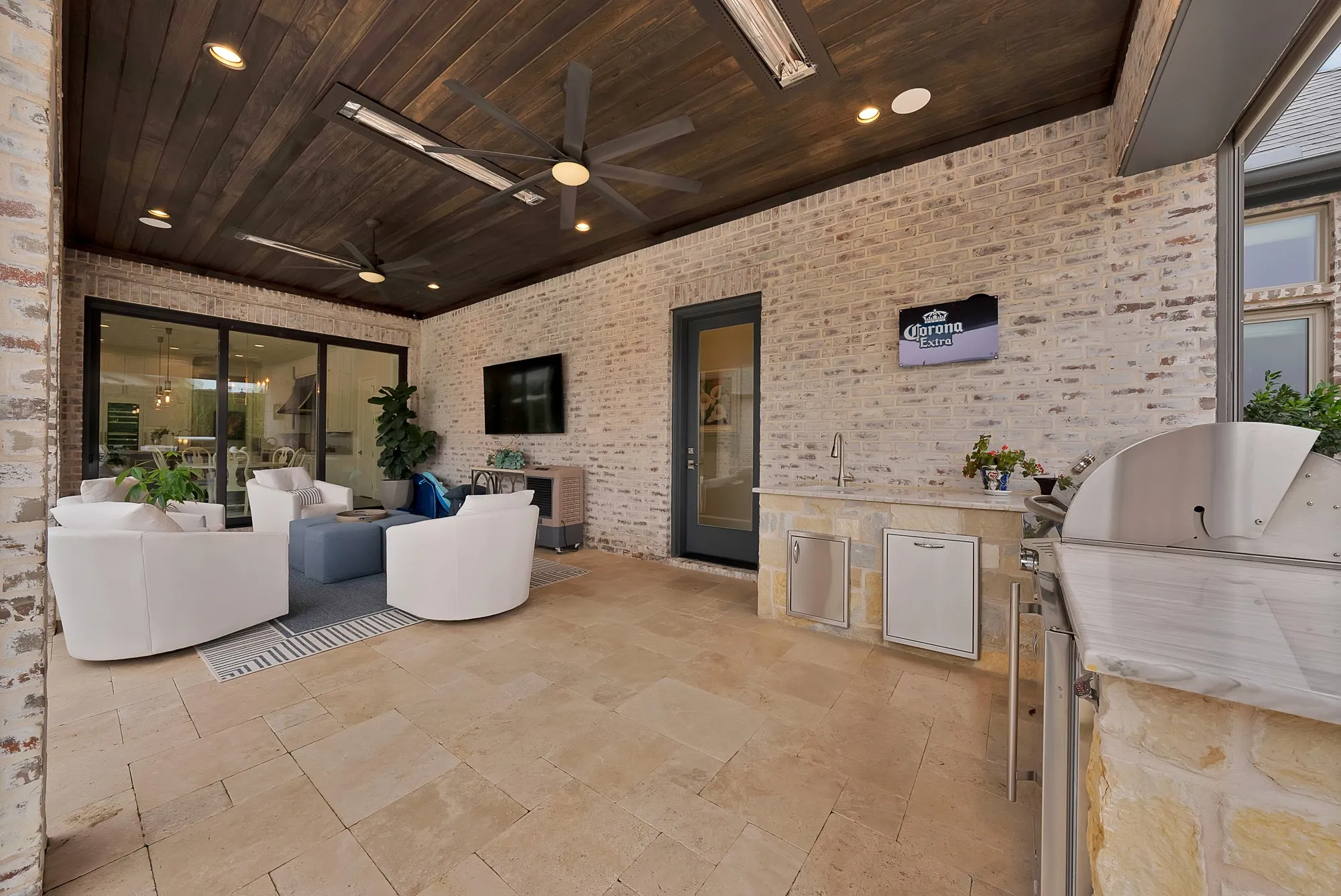 Single Family Residence For Sale in Denton County , 1752 Courtland Drive, Frisco, Texas 75034, 5 Bedroom, 7 Bathroom, 4 Garage spaces, 5,492 Sqft, built in 2017, mls#21279062, Real Estate Agent in Frisco, Homes For Sale in Denton county, Homes For Sale in Frisco, Realtor in Frisco Texas, Real Estate Brokerage Independent Realty Texas, Luminita Cordes Realtor
