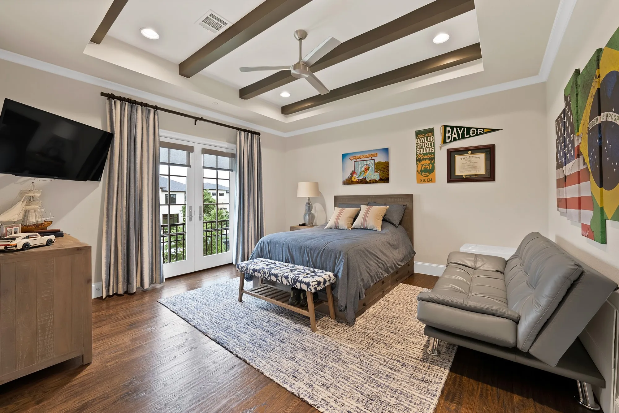 Single Family Residence For Sale in Denton County , 1752 Courtland Drive, Frisco, Texas 75034, 5 Bedroom, 7 Bathroom, 4 Garage spaces, 5,492 Sqft, built in 2017, mls#21279062, Real Estate Agent in Frisco, Homes For Sale in Denton county, Homes For Sale in Frisco, Realtor in Frisco Texas, Real Estate Brokerage Independent Realty Texas, Luminita Cordes Realtor