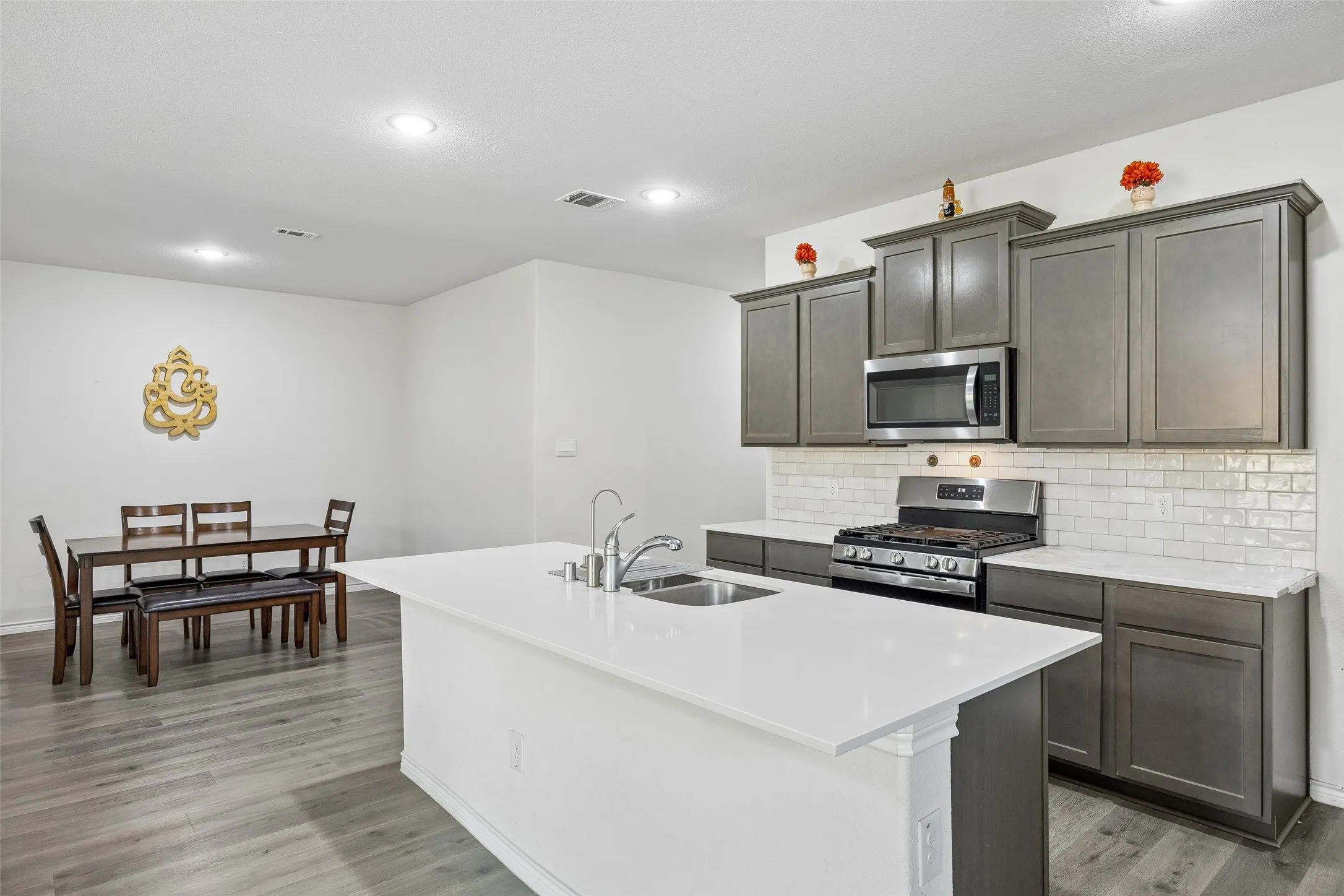 Single Family Residence For Sale in Denton County , 3910 Faulkner Avenue, Celina, Texas 76227, 4 Bedroom, 2 Bathroom, 2 Garage spaces, 2,069 Sqft, built in 2023, mls#21281842, Real Estate Agent in Celina, Homes For Sale in Denton county, Homes For Sale in Celina, Realtor in Celina Texas, Real Estate Brokerage Independent Realty Texas, Luminita Cordes Realtor