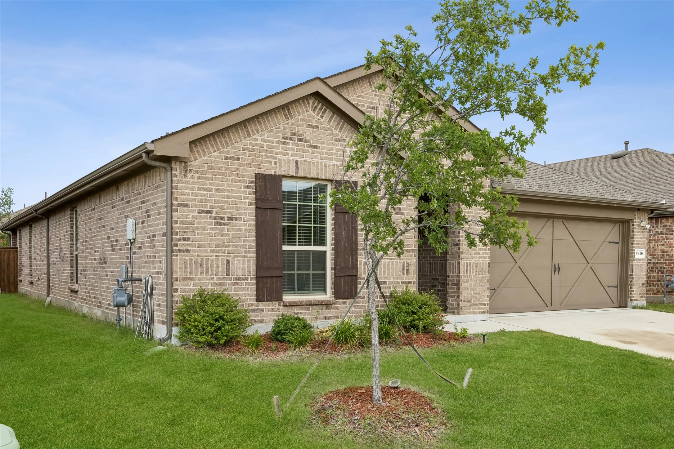 Single Family Residence For Sale in Denton County , 3910 Faulkner Avenue, Celina, Texas 76227, 4 Bedroom, 2 Bathroom, 2 Garage spaces, 2,069 Sqft, built in 2023, mls#21281842, Real Estate Agent in Celina, Homes For Sale in Denton county, Homes For Sale in Celina, Realtor in Celina Texas, Real Estate Brokerage Independent Realty Texas, Luminita Cordes Realtor