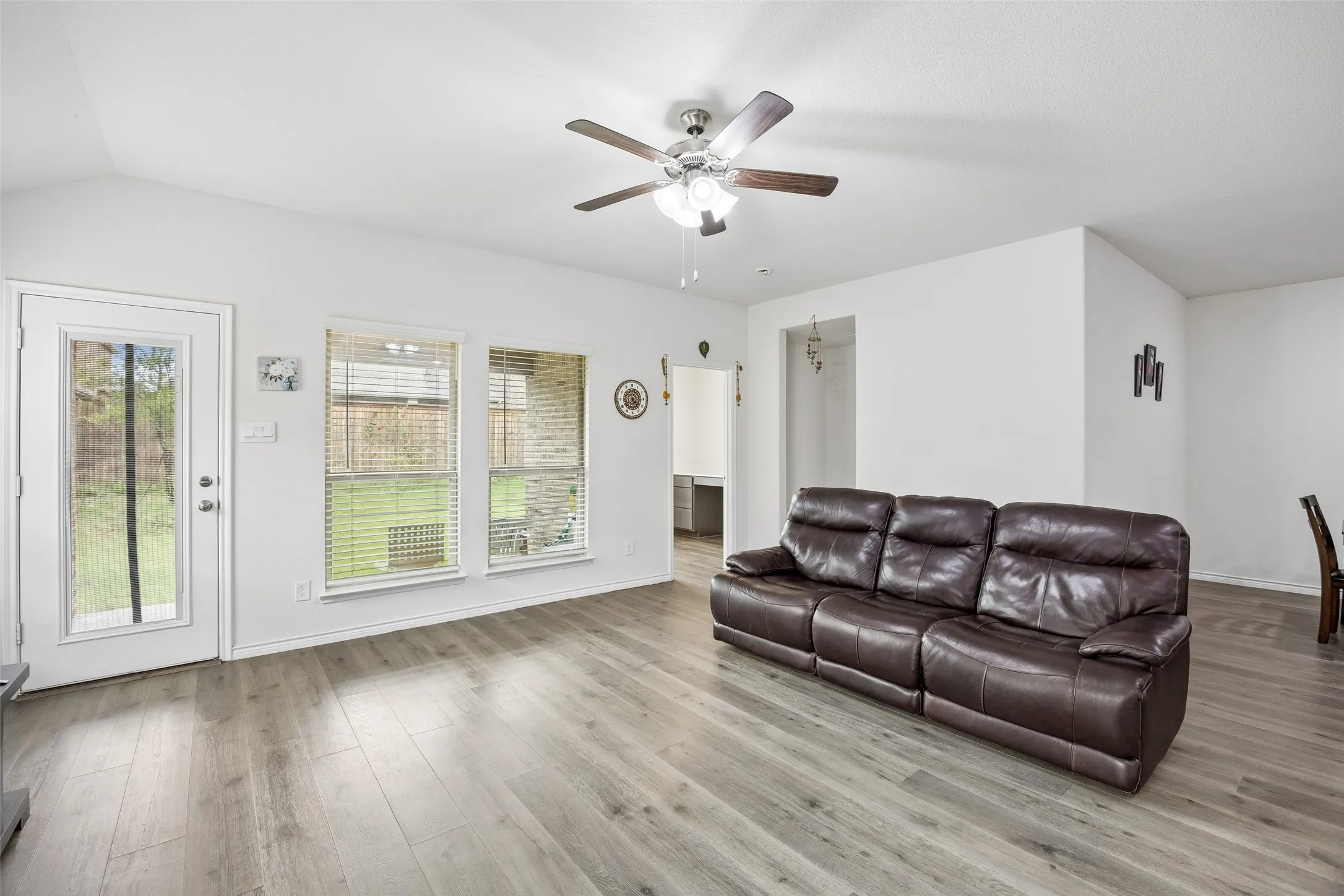 Single Family Residence For Sale in Denton County , 3910 Faulkner Avenue, Celina, Texas 76227, 4 Bedroom, 2 Bathroom, 2 Garage spaces, 2,069 Sqft, built in 2023, mls#21281842, Real Estate Agent in Celina, Homes For Sale in Denton county, Homes For Sale in Celina, Realtor in Celina Texas, Real Estate Brokerage Independent Realty Texas, Luminita Cordes Realtor