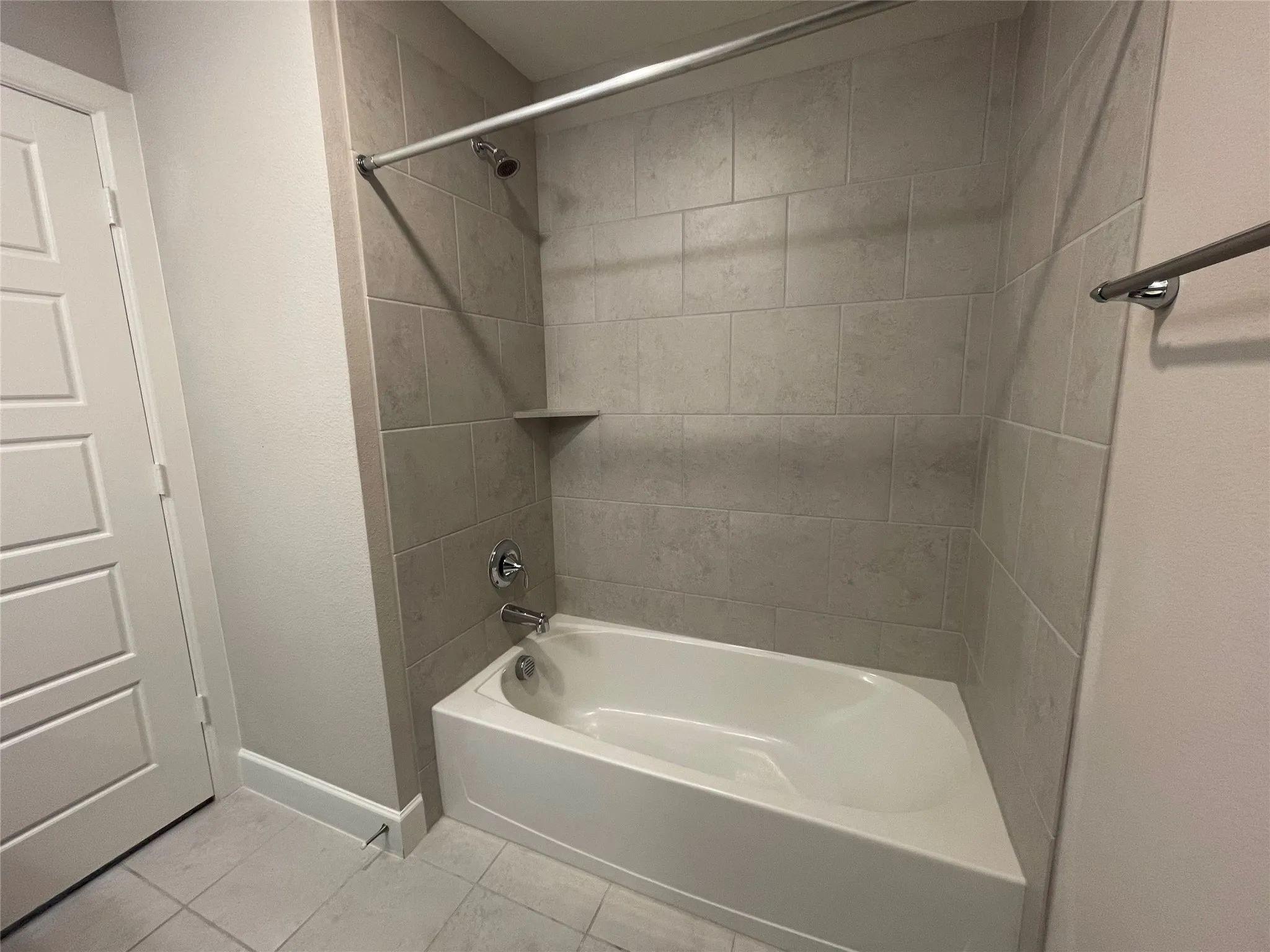 Single Family Residence For Rent in Dallas County , 5823 Orion Place, Dallas, Texas 75235, 3 Bedroom, 4 Bathroom, 2 Garage spaces, 2,145 Sqft, built in 2017, mls#21282470, Real Estate Agent in Dallas, Homes For Rent in Dallas county, Homes For Rent in Dallas, Realtor in Dallas Texas, Real Estate Brokerage Independent Realty Texas, Luminita Cordes Realtor