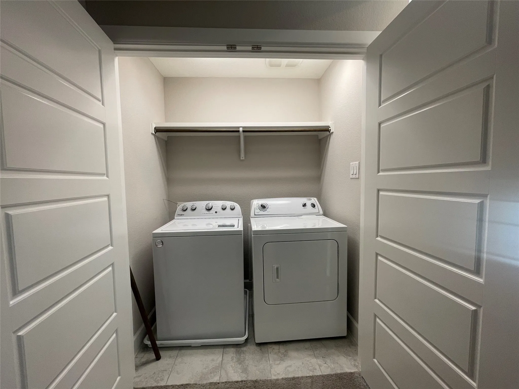 Single Family Residence For Rent in Dallas County , 5823 Orion Place, Dallas, Texas 75235, 3 Bedroom, 4 Bathroom, 2 Garage spaces, 2,145 Sqft, built in 2017, mls#21282470, Real Estate Agent in Dallas, Homes For Rent in Dallas county, Homes For Rent in Dallas, Realtor in Dallas Texas, Real Estate Brokerage Independent Realty Texas, Luminita Cordes Realtor