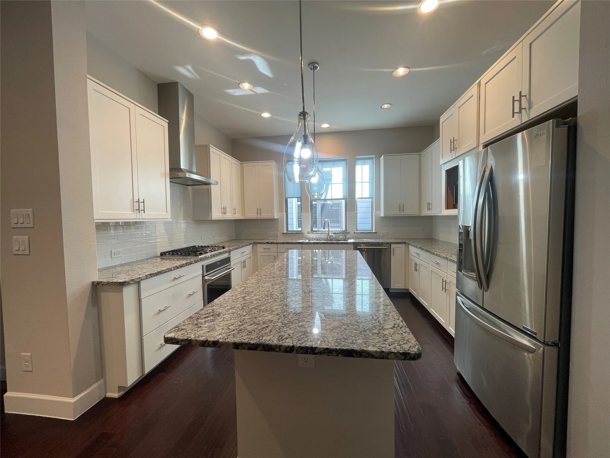 Single Family Residence For Rent in Dallas County , 5823 Orion Place, Dallas, Texas 75235, 3 Bedroom, 4 Bathroom, 2 Garage spaces, 2,145 Sqft, built in 2017, mls#21282470, Real Estate Agent in Dallas, Homes For Rent in Dallas county, Homes For Rent in Dallas, Realtor in Dallas Texas, Real Estate Brokerage Independent Realty Texas, Luminita Cordes Realtor