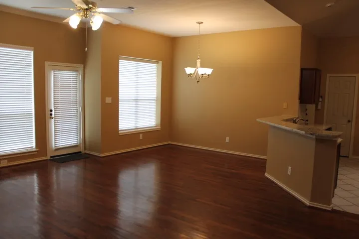 Single Family Residence For Rent in Collin County , 4829 Bull Run Drive, Plano, Texas 75093, 3 Bedroom, 2 Bathroom, 2 Garage spaces, 2,151 Sqft, built in 1995, mls#21282471, Real Estate Agent in Plano, Homes For Rent in Collin county, Homes For Rent in Plano, Realtor in Plano Texas, Real Estate Brokerage Independent Realty Texas, Luminita Cordes Realtor