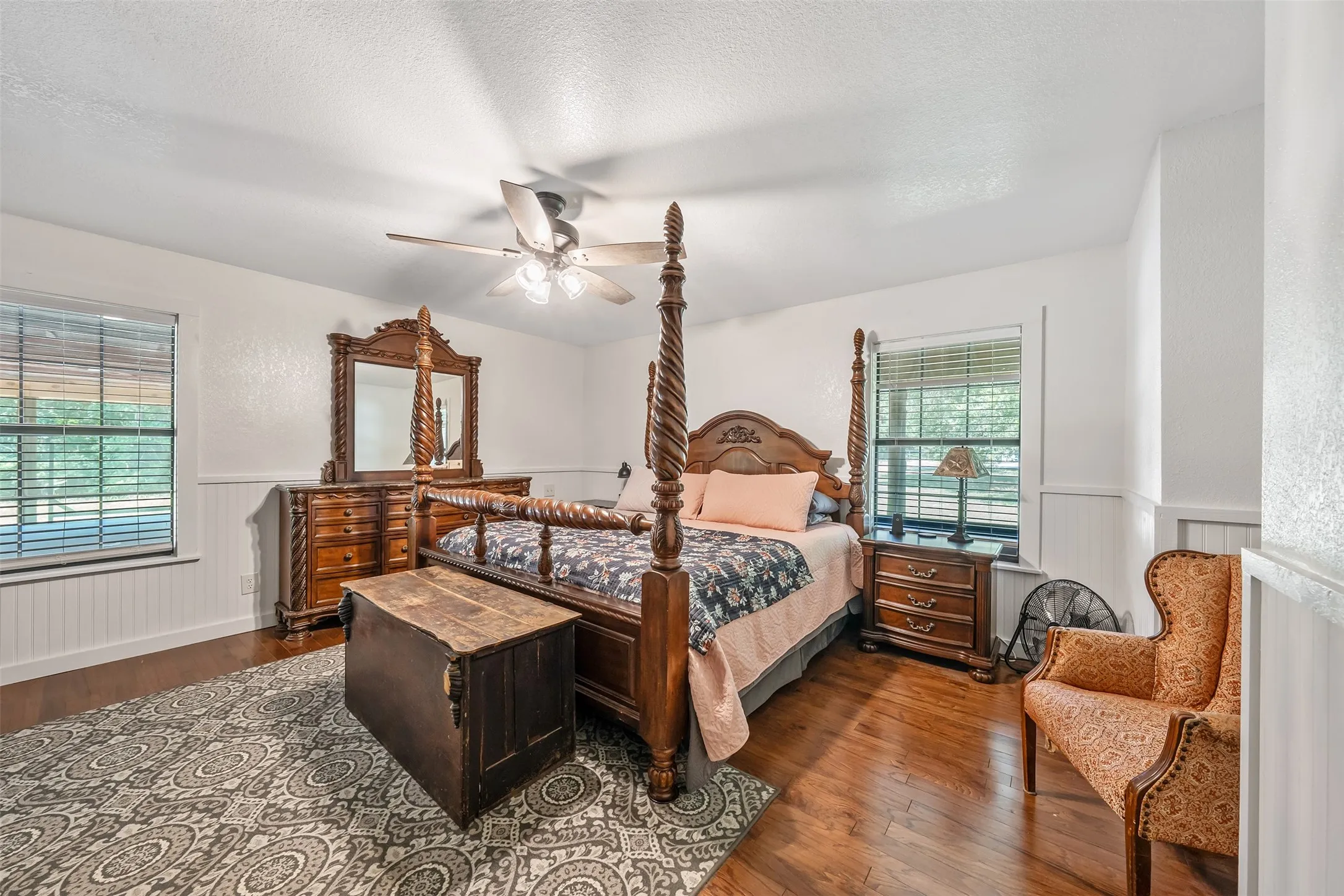 Single Family Residence For Sale in Smith County , 15758 Audrey Lane, Arp, Texas 75750, 4 Bedroom, 4 Bathroom, Garage spaces, 3,688 Sqft, built in 1987, mls#21282462, Real Estate Agent in Arp, Homes For Sale in Smith county, Homes For Sale in Arp, Realtor in Arp Texas, Real Estate Brokerage Independent Realty Texas, Luminita Cordes Realtor