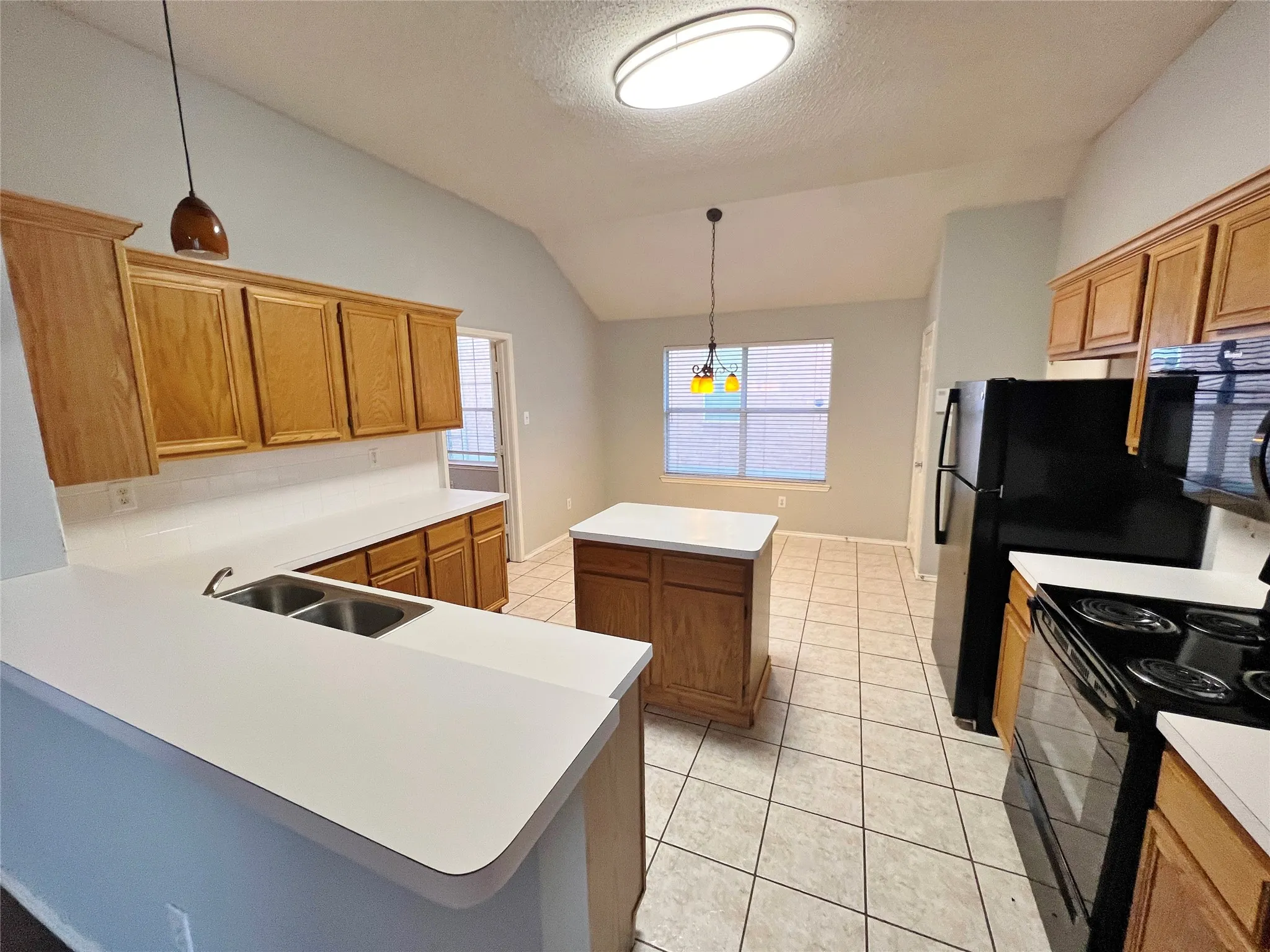 Single Family Residence For Rent in Collin County , 1222 Harvard Lane, Allen, Texas 75002, 3 Bedroom, 2 Bathroom, 2 Garage spaces, 2,039 Sqft, built in 1994, mls#21282492, Real Estate Agent in Allen, Homes For Rent in Collin county, Homes For Rent in Allen, Realtor in Allen Texas, Real Estate Brokerage Independent Realty Texas, Luminita Cordes Realtor