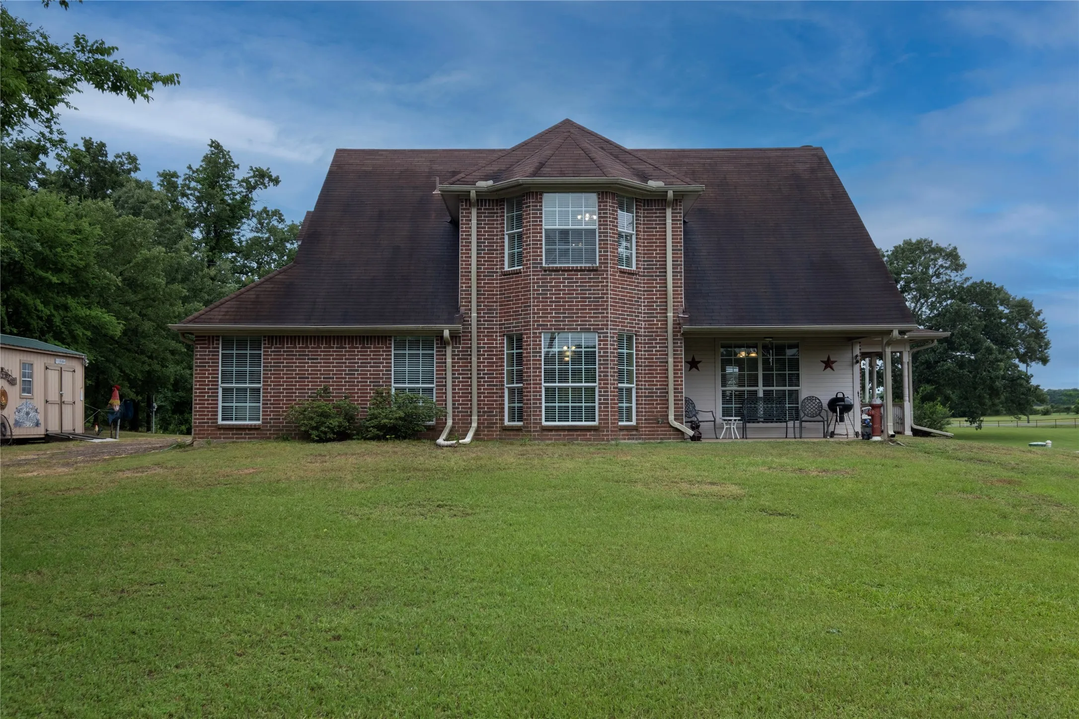 Single Family Residence For Sale in Van Zandt County , 786 Vz County Road 1803, Grand Saline, Texas 75140, 3 Bedroom, 3 Bathroom, 2 Garage spaces, 1,657 Sqft, built in 2005, mls#21282517, Real Estate Agent in Grand Saline, Homes For Sale in Van Zandt county, Homes For Sale in Grand Saline, Realtor in Grand Saline Texas, Real Estate Brokerage Independent Realty Texas, Luminita Cordes Realtor