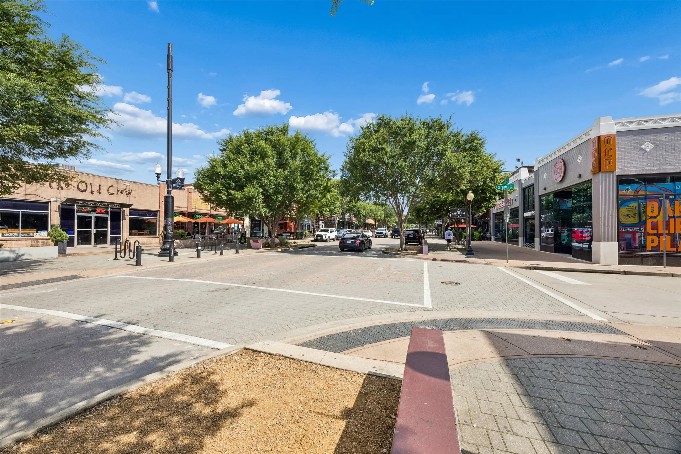 Condominium For Sale in Dallas County , 5734 Oram Street 102, Dallas, Texas 75206, 2 Bedroom, 3 Bathroom, 2 Garage spaces, 1,701 Sqft, built in 2017, mls#21282473, Real Estate Agent in Dallas, Homes For Sale in Dallas county, Homes For Sale in Dallas, Realtor in Dallas Texas, Real Estate Brokerage Independent Realty Texas, Luminita Cordes Realtor