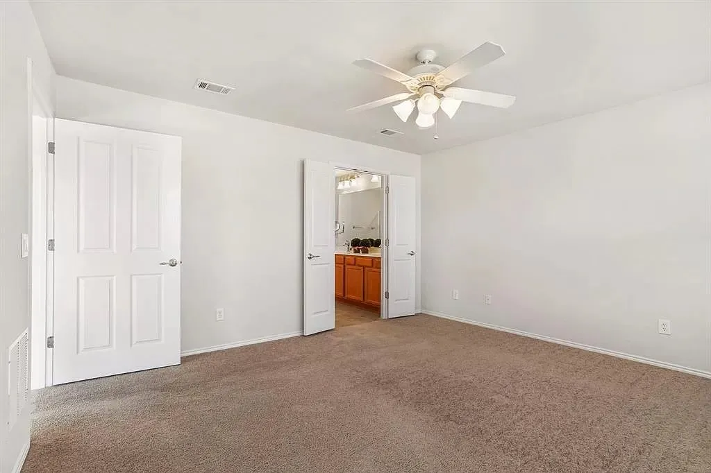 Single Family Residence For Sale in Denton County , 7850 Birmingham Forest Drive, Frisco, Texas 75036, 2 Bedroom, 2 Bathroom, 2 Garage spaces, 1,467 Sqft, built in 2010, mls#21281805, Real Estate Agent in Frisco, Homes For Sale in Denton county, Homes For Sale in Frisco, Realtor in Frisco Texas, Real Estate Brokerage Independent Realty Texas, Luminita Cordes Realtor