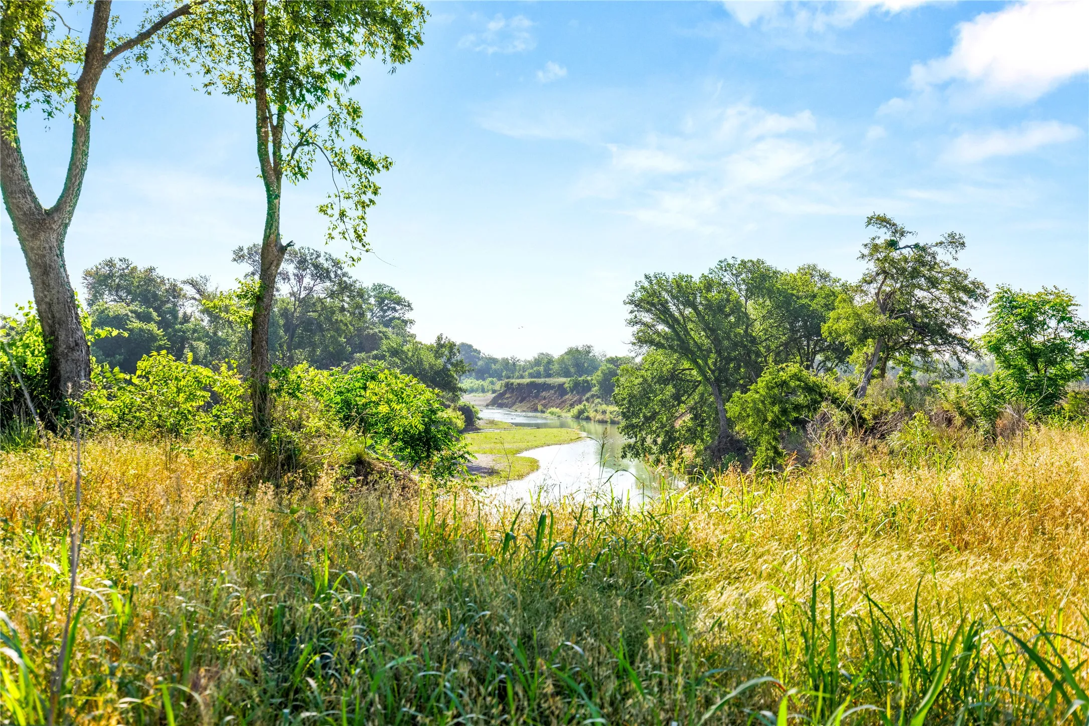 Retail For Sale in Bosque County , 32.07 ac. Riverfront TBD Hwy 6, Valley Mills, Texas 76689, 0, 0, Garage spaces, 0 Sqft, built in 0, Price $499,980, mls#21282549, Real Estate Agent in Valley Mills, Homes For Sale in Bosque county, Homes For Sale in Valley Mills, Realtor in Valley Mills Texas, Real Estate Brokerage Independent Realty Texas, Luminita Cordes Realtor