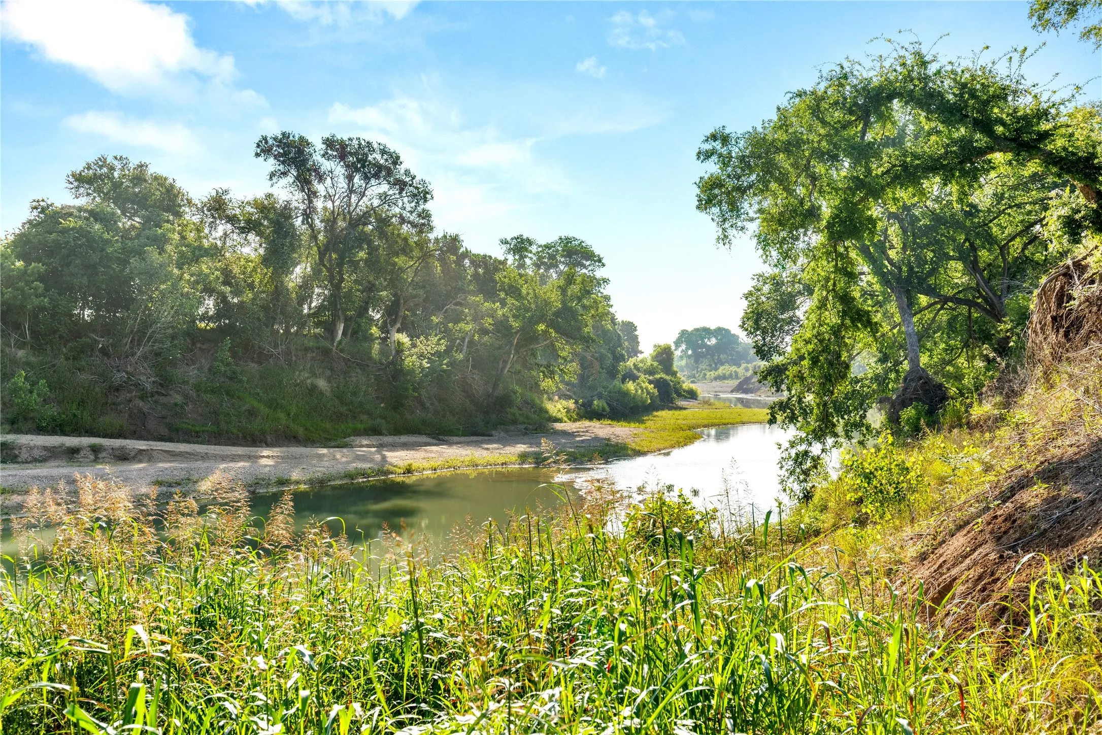 Retail For Sale in Bosque County , 32.07 ac. Riverfront TBD Hwy 6, Valley Mills, Texas 76689, 0, 0, Garage spaces, 0 Sqft, built in 0, Price $499,980, mls#21282549, Real Estate Agent in Valley Mills, Homes For Sale in Bosque county, Homes For Sale in Valley Mills, Realtor in Valley Mills Texas, Real Estate Brokerage Independent Realty Texas, Luminita Cordes Realtor