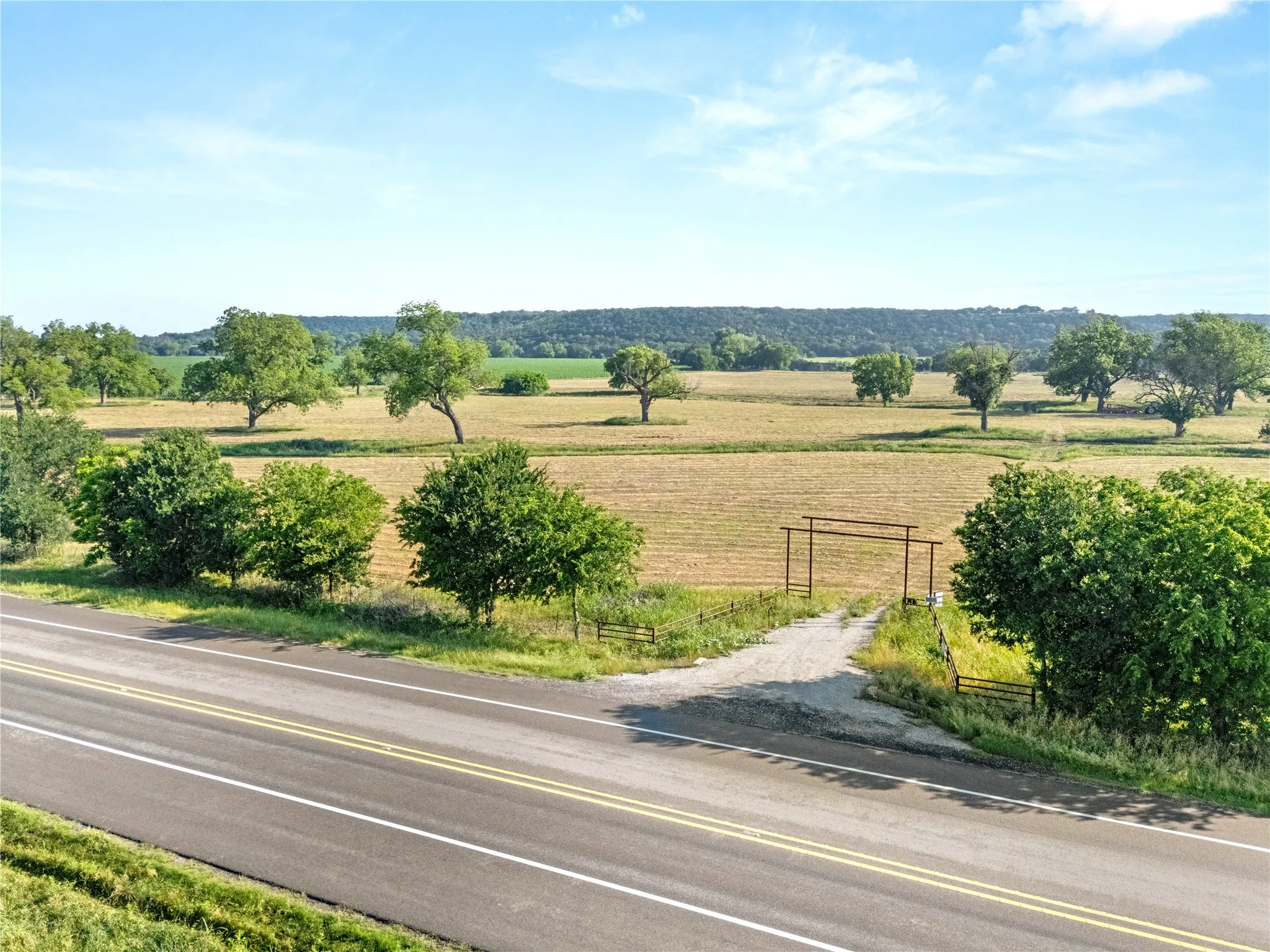Retail For Sale in Bosque County , 32.07 ac. Riverfront TBD Hwy 6, Valley Mills, Texas 76689, 0, 0, Garage spaces, 0 Sqft, built in 0, Price $499,980, mls#21282549, Real Estate Agent in Valley Mills, Homes For Sale in Bosque county, Homes For Sale in Valley Mills, Realtor in Valley Mills Texas, Real Estate Brokerage Independent Realty Texas, Luminita Cordes Realtor