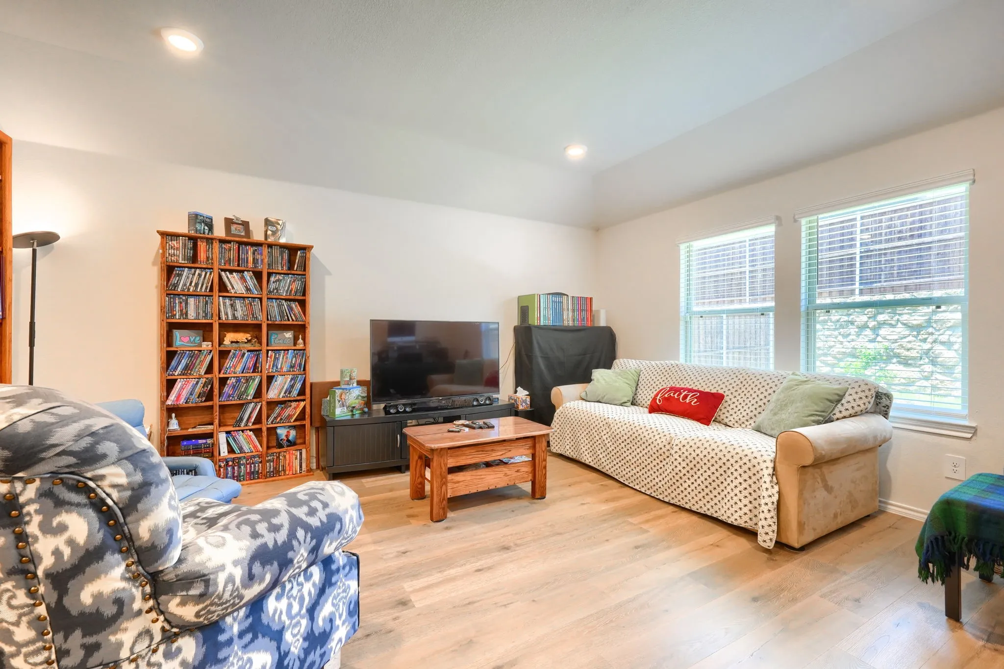 Single Family Residence For Sale in Denton County , 11145 E Chase Lane, Providence Village, Texas 76227, 3 Bedrooms, 2 Bathrooms, 2 Garage spaces, 1,566 Sqft, built in 2024, Price $310,000, mls#21280980, Real Estate Agent in Providence Village, Homes For Sale in Denton county, Homes For Sale in Providence Village, Realtor in Providence Village Texas, Real Estate Brokerage Independent Realty Texas, Luminita Cordes Realtor