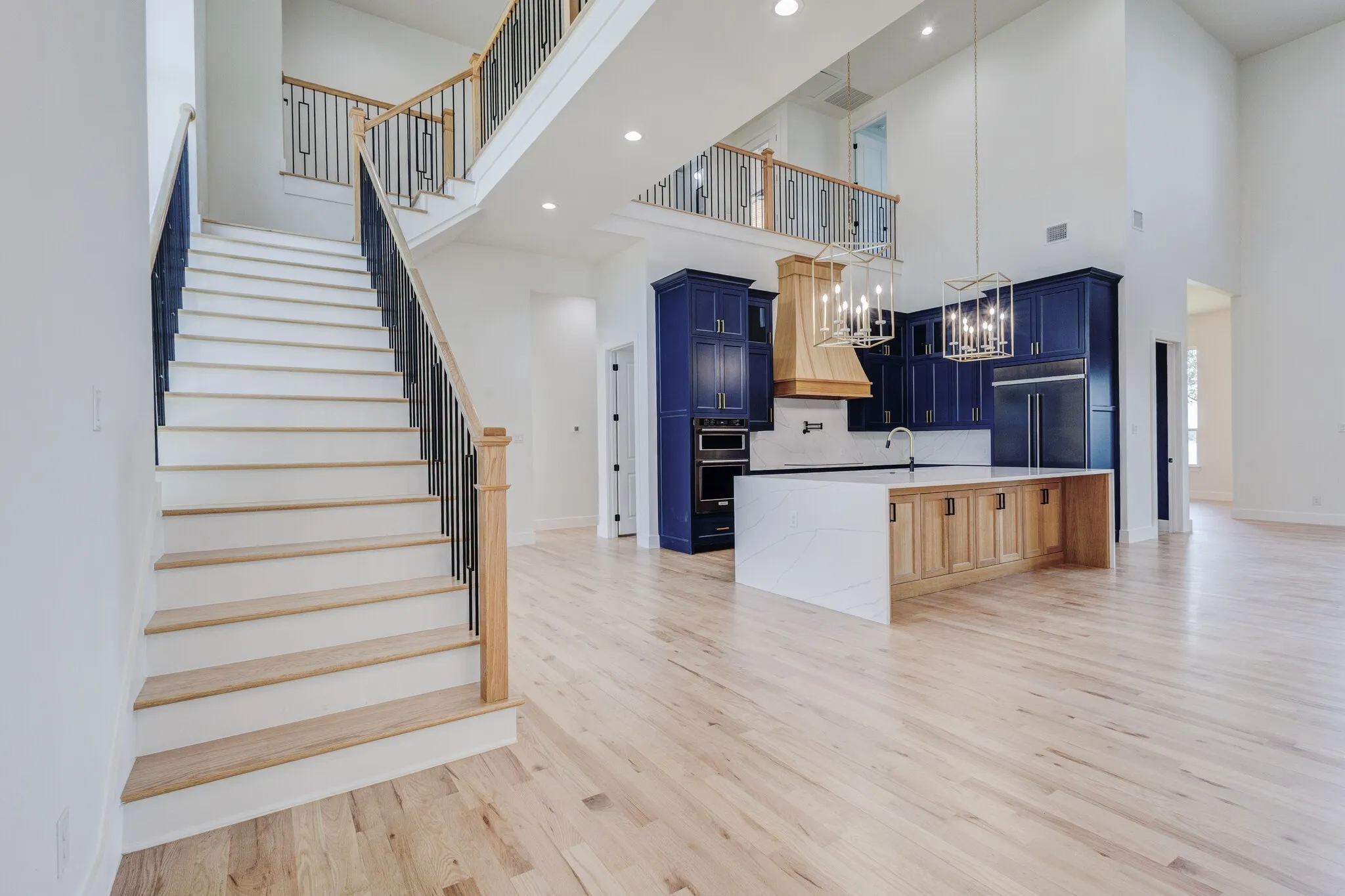 Single Family Residence For Sale in Navarro County , 733 El Barco, Corsicana, Texas 75109, 7 Bedroom, 6 Bathroom, 2 Garage spaces, 5,907 Sqft, built in 2024, mls#21282583, Real Estate Agent in Corsicana, Homes For Sale in Navarro county, Homes For Sale in Corsicana, Realtor in Corsicana Texas, Real Estate Brokerage Independent Realty Texas, Luminita Cordes Realtor