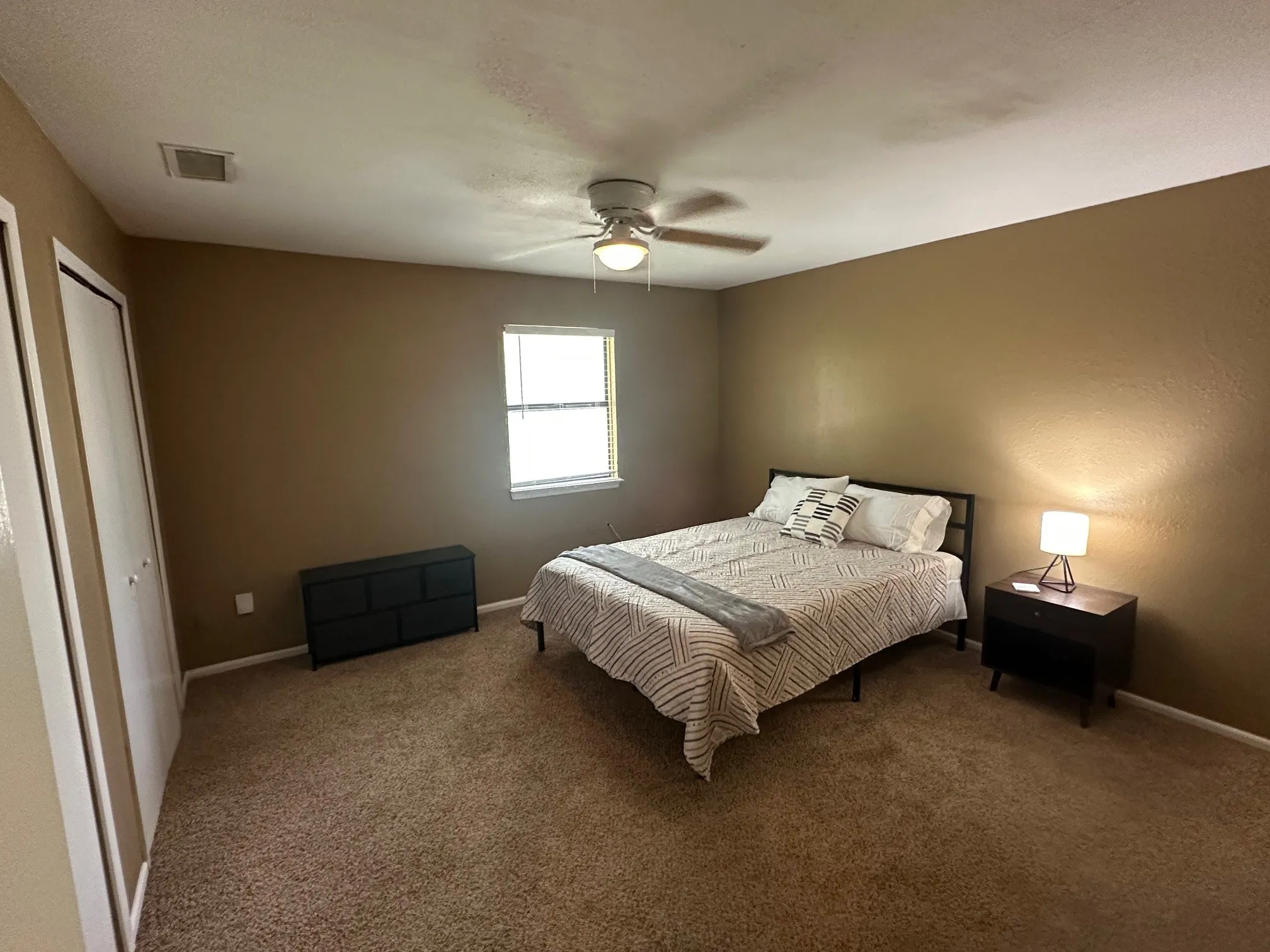 Townhouse For Rent in Taylor County , 921 Bruce Way, Abilene, Texas 79601, 3 Bedrooms, 2 Bathrooms, Garage spaces, 1,156 Sqft, built in 1983, Price $3,200, mls#21282602, Real Estate Agent in Abilene, Homes For Rent in Taylor county, Homes For Rent in Abilene, Realtor in Abilene Texas, Real Estate Brokerage Independent Realty Texas, Luminita Cordes Realtor