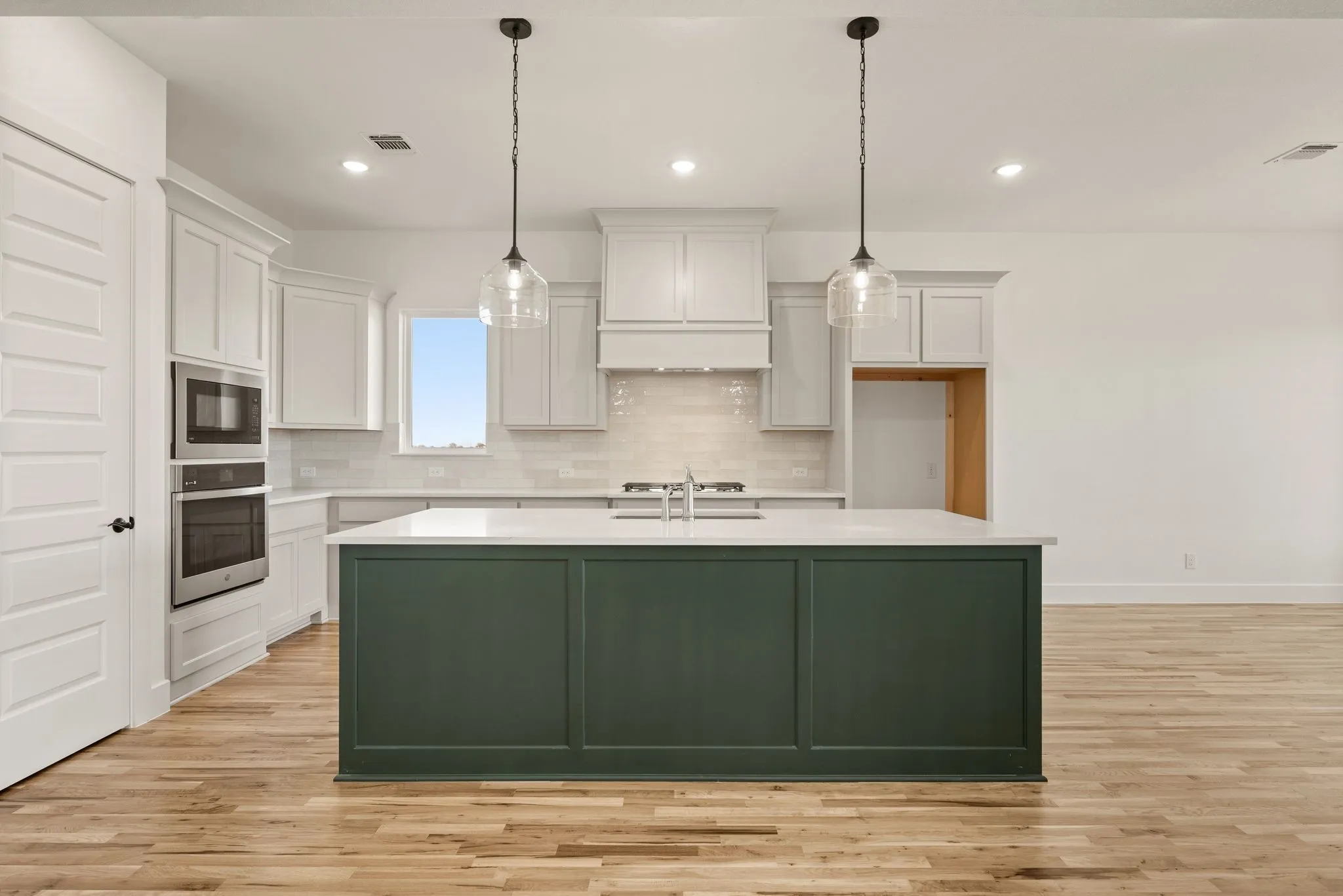 Single Family Residence For Sale in Wise County , 116 Evanston Court, New Fairview, Texas 76078, 4 Bedroom, 3 Bathroom, 3 Garage spaces, 3,055 Sqft, built in 2026, Price $640,000, mls#21282648, Real Estate Agent in New Fairview, Homes For Sale in Wise county, Homes For Sale in New Fairview, Realtor in New Fairview Texas, Real Estate Brokerage Independent Realty Texas, Luminita Cordes Realtor