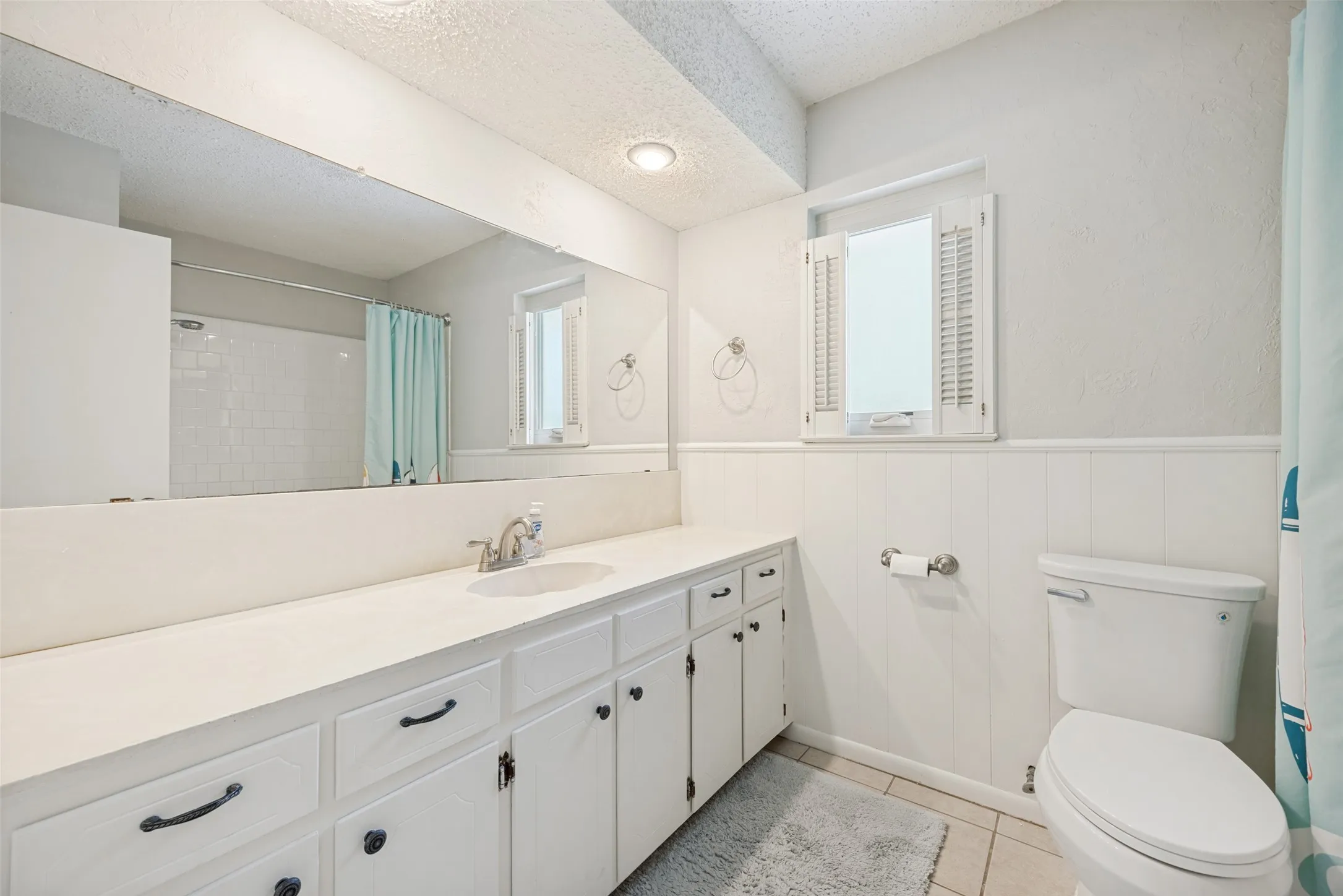 Single Family Residence For Sale in Grayson County , 1510 W Mcgee Street, Sherman, Texas 75092, 4 Bedroom, 3 Bathroom, 2 Garage spaces, 1,996 Sqft, built in 1963, mls#21282647, Real Estate Agent in Sherman, Homes For Sale in Grayson county, Homes For Sale in Sherman, Realtor in Sherman Texas, Real Estate Brokerage Independent Realty Texas, Luminita Cordes Realtor