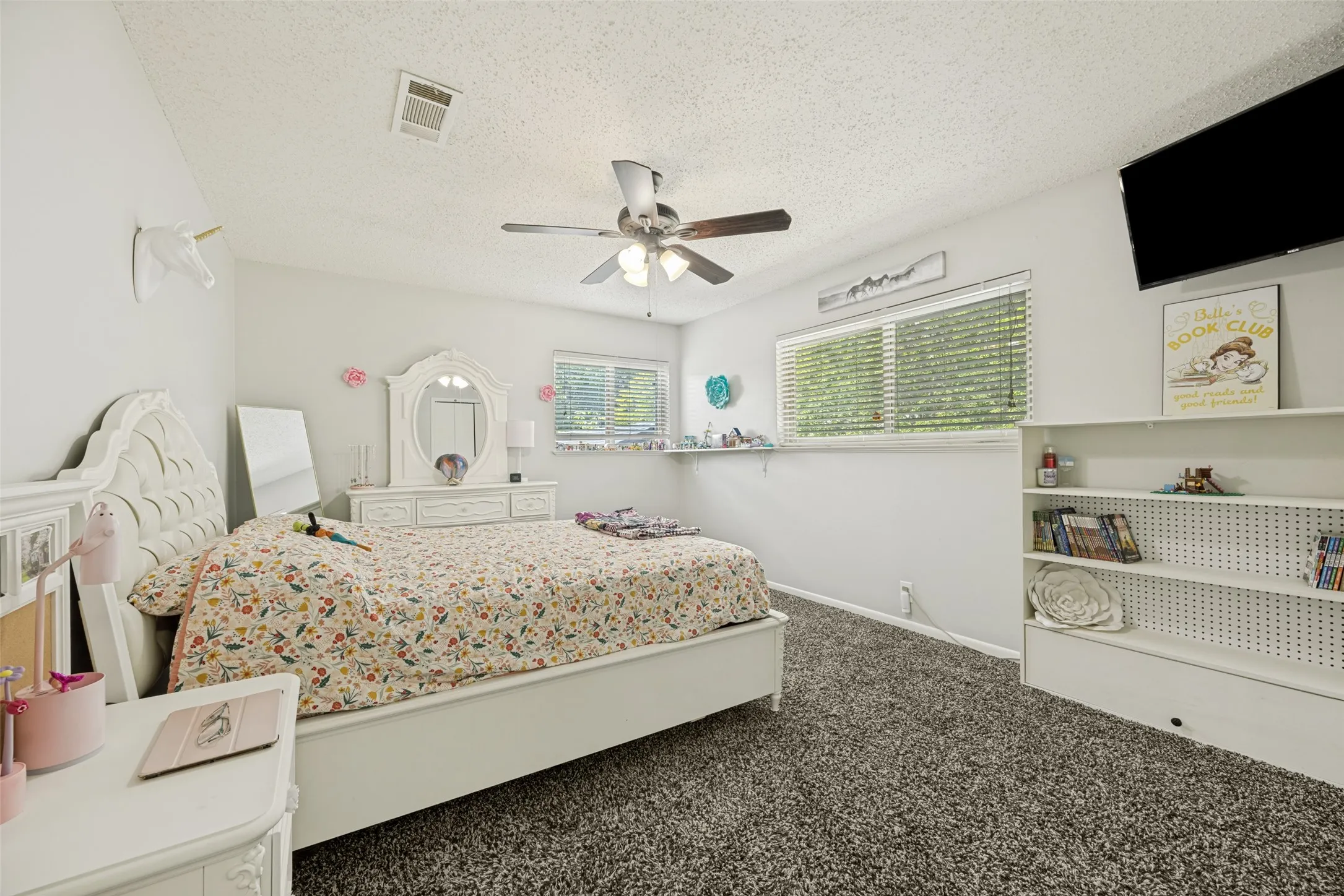 Single Family Residence For Sale in Grayson County , 1510 W Mcgee Street, Sherman, Texas 75092, 4 Bedroom, 3 Bathroom, 2 Garage spaces, 1,996 Sqft, built in 1963, mls#21282647, Real Estate Agent in Sherman, Homes For Sale in Grayson county, Homes For Sale in Sherman, Realtor in Sherman Texas, Real Estate Brokerage Independent Realty Texas, Luminita Cordes Realtor