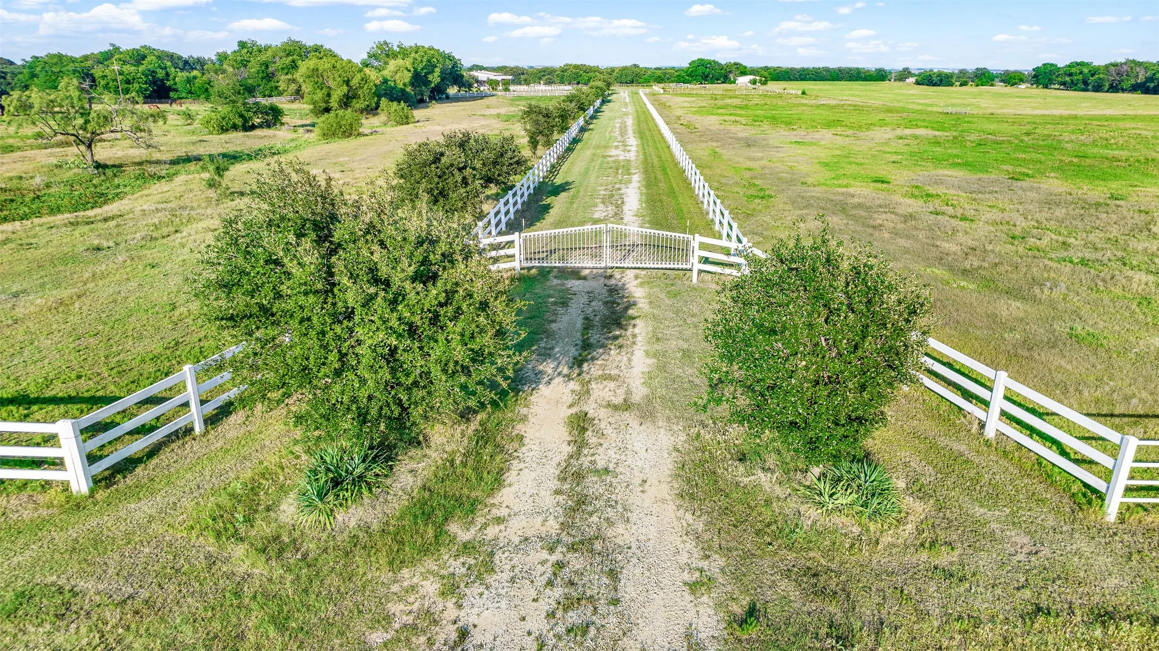 Unimproved Land For Sale in Denton County , 6832 Fm 2931, Aubrey, Texas 76227, 0, 0, Garage spaces, 0 Sqft, built in 1989, Price $10,500,000, mls#21282610, Real Estate Agent in Aubrey, Homes For Sale in Denton county, Homes For Sale in Aubrey, Realtor in Aubrey Texas, Real Estate Brokerage Independent Realty Texas, Luminita Cordes Realtor