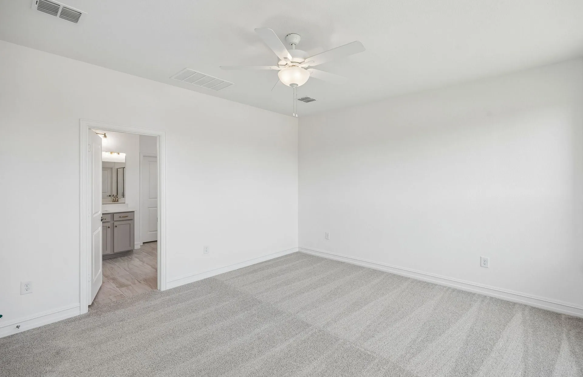 Spacious owner's suite