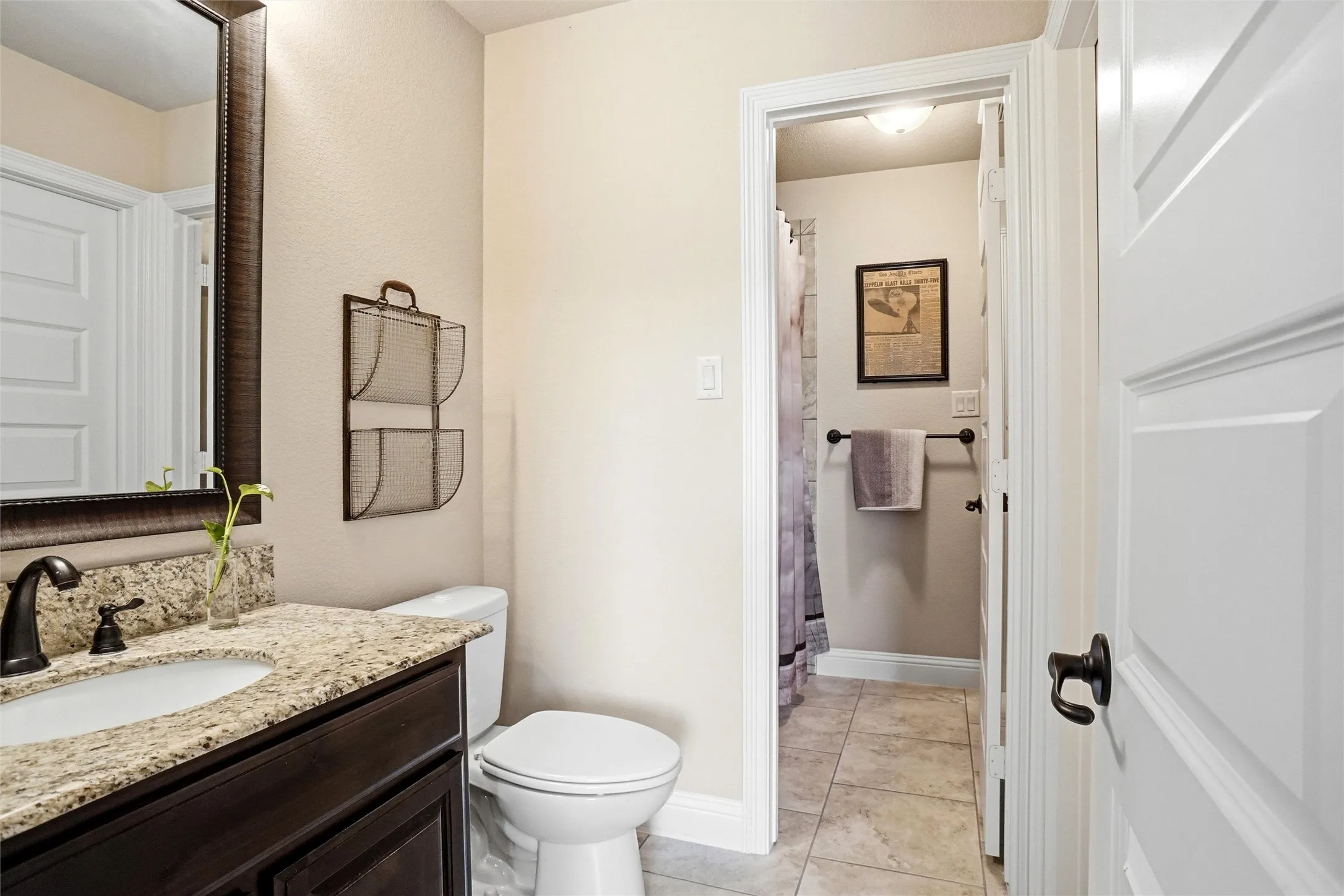 Single Family Residence For Sale in Parker County , 481 Addison Drive, Weatherford, Texas 76087, 4 Bedroom, 3 Bathroom, 3 Garage spaces, 2,913 Sqft, built in 2015, mls#21272163, Real Estate Agent in Weatherford, Homes For Sale in Parker county, Homes For Sale in Weatherford, Realtor in Weatherford Texas, Real Estate Brokerage Independent Realty Texas, Luminita Cordes Realtor