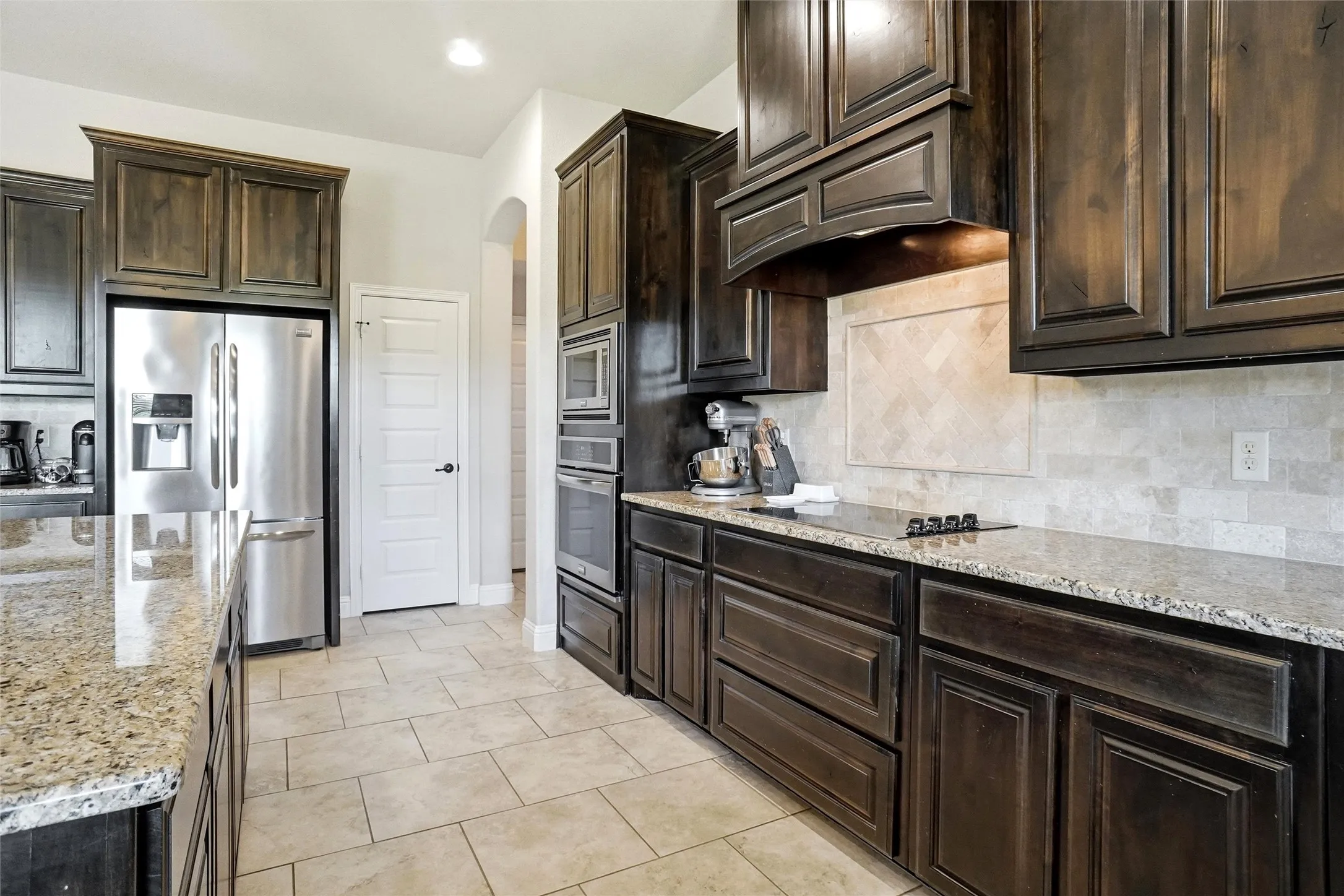 Single Family Residence For Sale in Parker County , 481 Addison Drive, Weatherford, Texas 76087, 4 Bedroom, 3 Bathroom, 3 Garage spaces, 2,913 Sqft, built in 2015, mls#21272163, Real Estate Agent in Weatherford, Homes For Sale in Parker county, Homes For Sale in Weatherford, Realtor in Weatherford Texas, Real Estate Brokerage Independent Realty Texas, Luminita Cordes Realtor