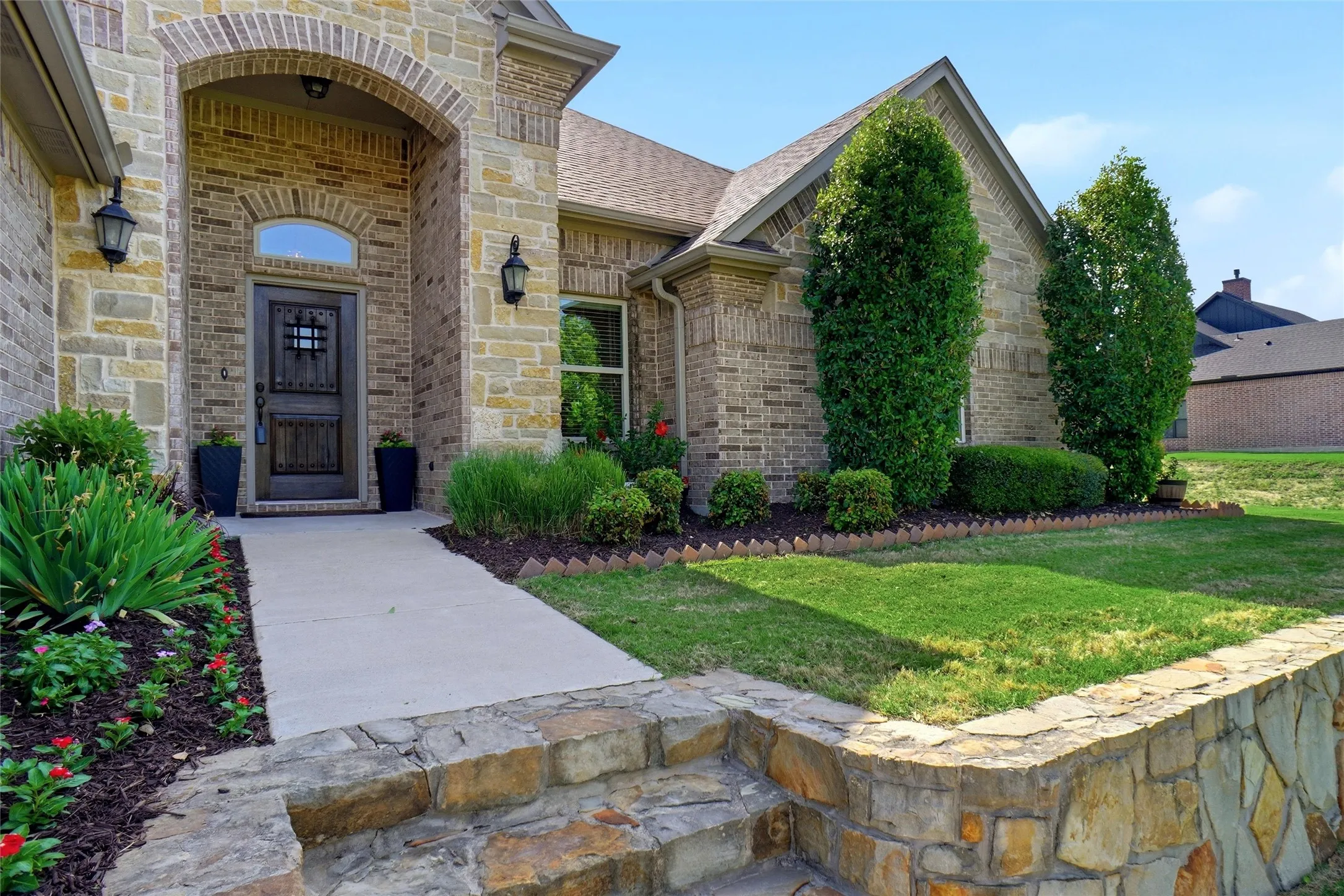 Single Family Residence For Sale in Parker County , 481 Addison Drive, Weatherford, Texas 76087, 4 Bedroom, 3 Bathroom, 3 Garage spaces, 2,913 Sqft, built in 2015, mls#21272163, Real Estate Agent in Weatherford, Homes For Sale in Parker county, Homes For Sale in Weatherford, Realtor in Weatherford Texas, Real Estate Brokerage Independent Realty Texas, Luminita Cordes Realtor