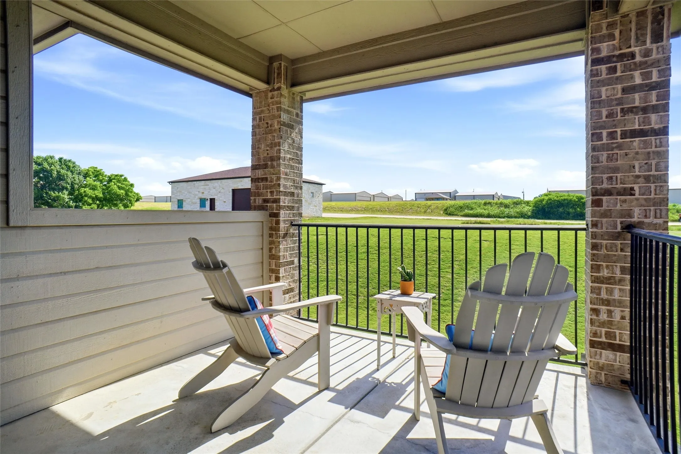 Single Family Residence For Sale in Parker County , 481 Addison Drive, Weatherford, Texas 76087, 4 Bedroom, 3 Bathroom, 3 Garage spaces, 2,913 Sqft, built in 2015, mls#21272163, Real Estate Agent in Weatherford, Homes For Sale in Parker county, Homes For Sale in Weatherford, Realtor in Weatherford Texas, Real Estate Brokerage Independent Realty Texas, Luminita Cordes Realtor