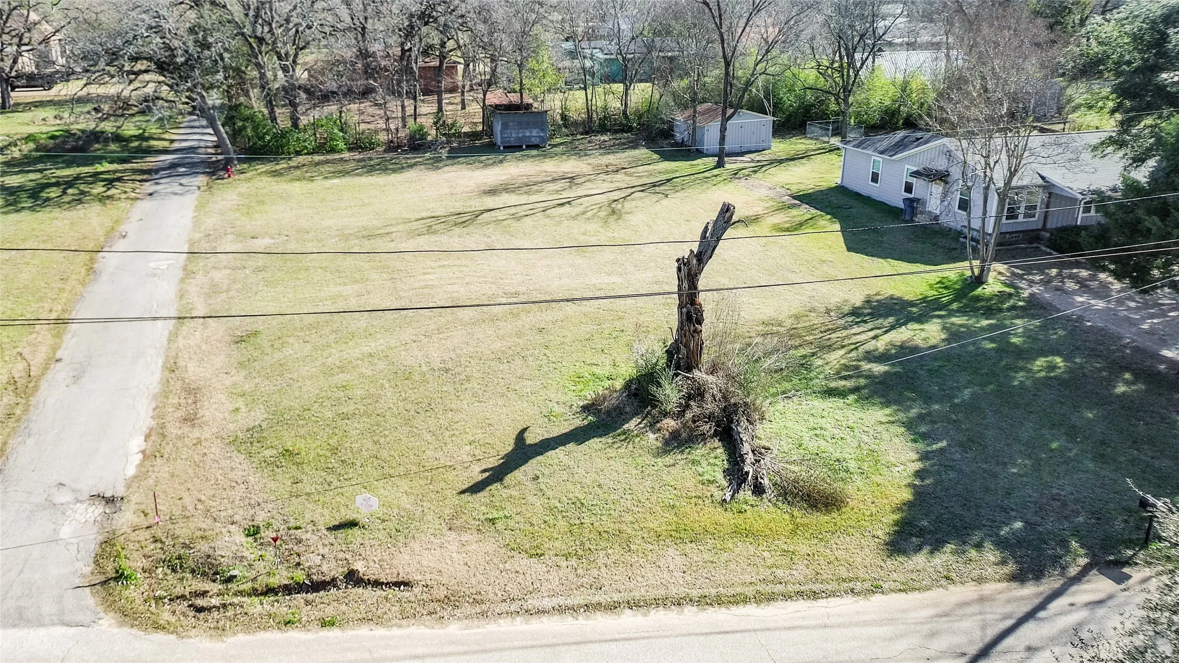 Unimproved Land For Sale in Henderson County , 404 E Boyette, Malakoff, Texas 75148, 0, 0, Garage spaces, 0 Sqft, built in 0, mls#21282694, Real Estate Agent in Malakoff, Homes For Sale in Henderson county, Homes For Sale in Malakoff, Realtor in Malakoff Texas, Real Estate Brokerage Independent Realty Texas, Luminita Cordes Realtor